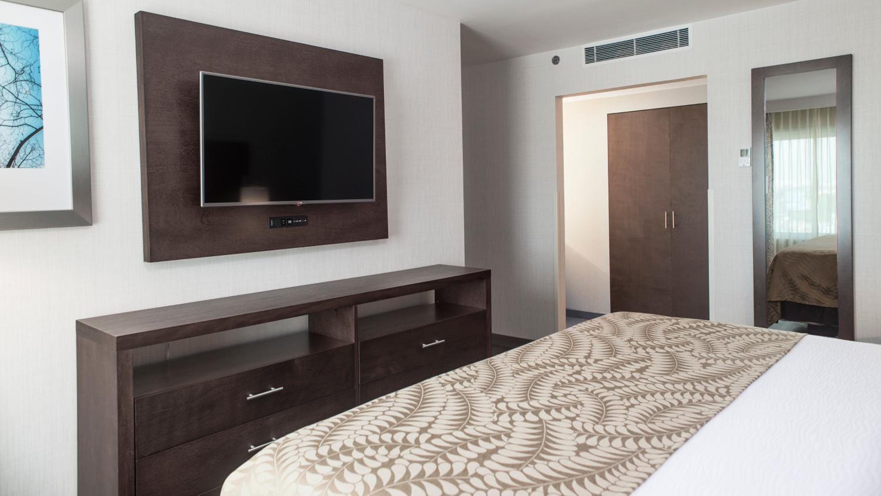 Two-Bedroom Suite