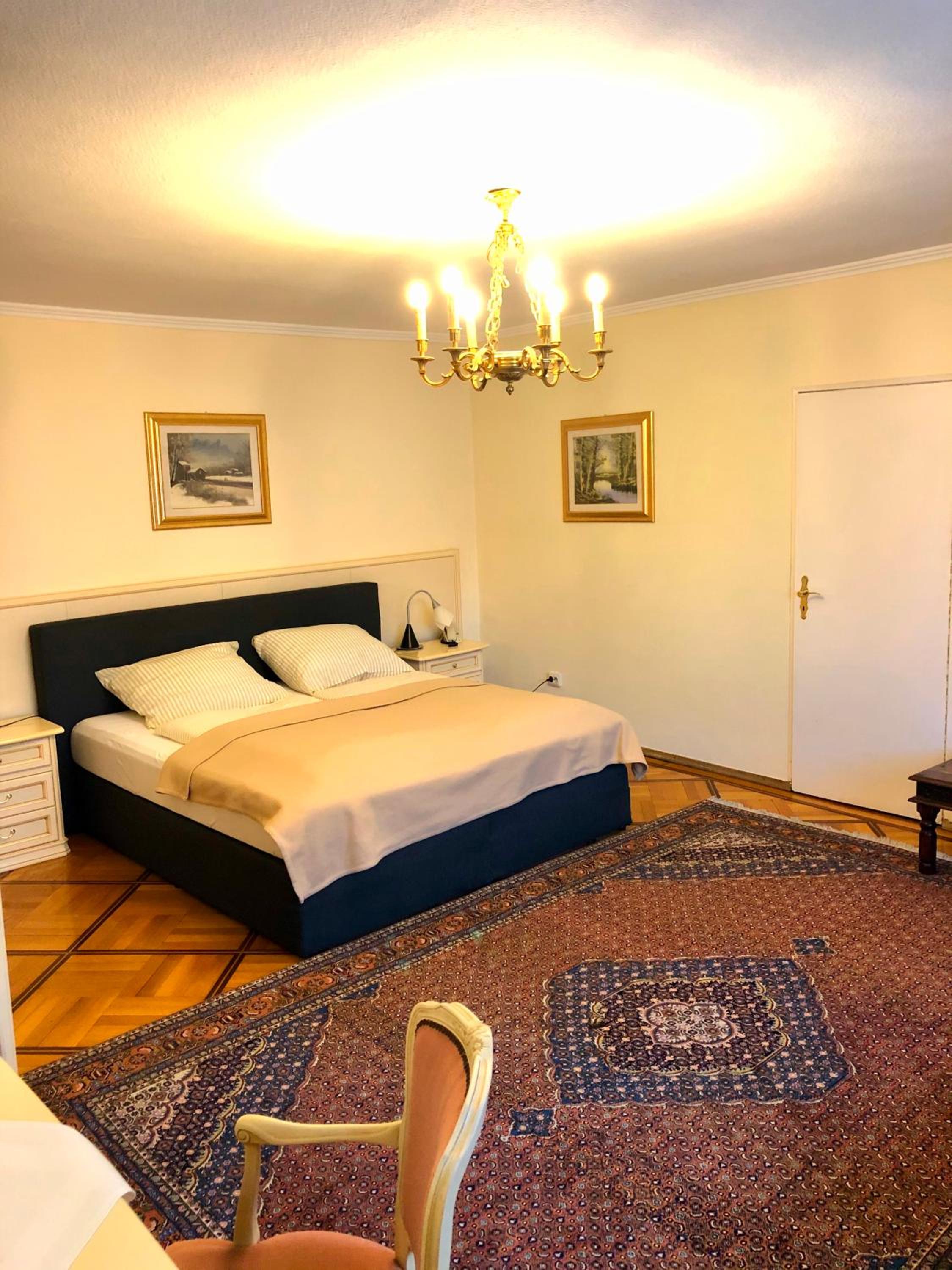 Double Room - Photo 6