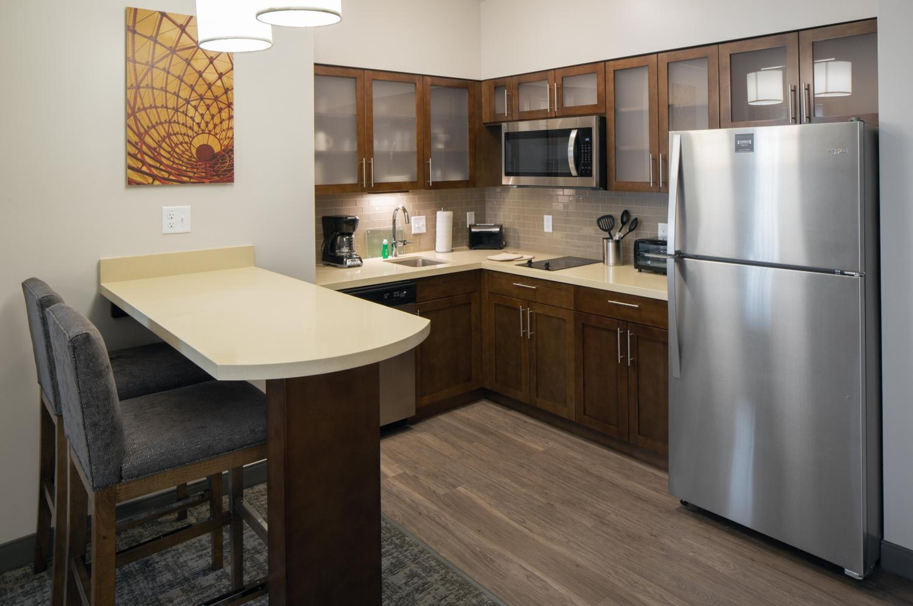 One-Bedroom King Suite - Photo 6