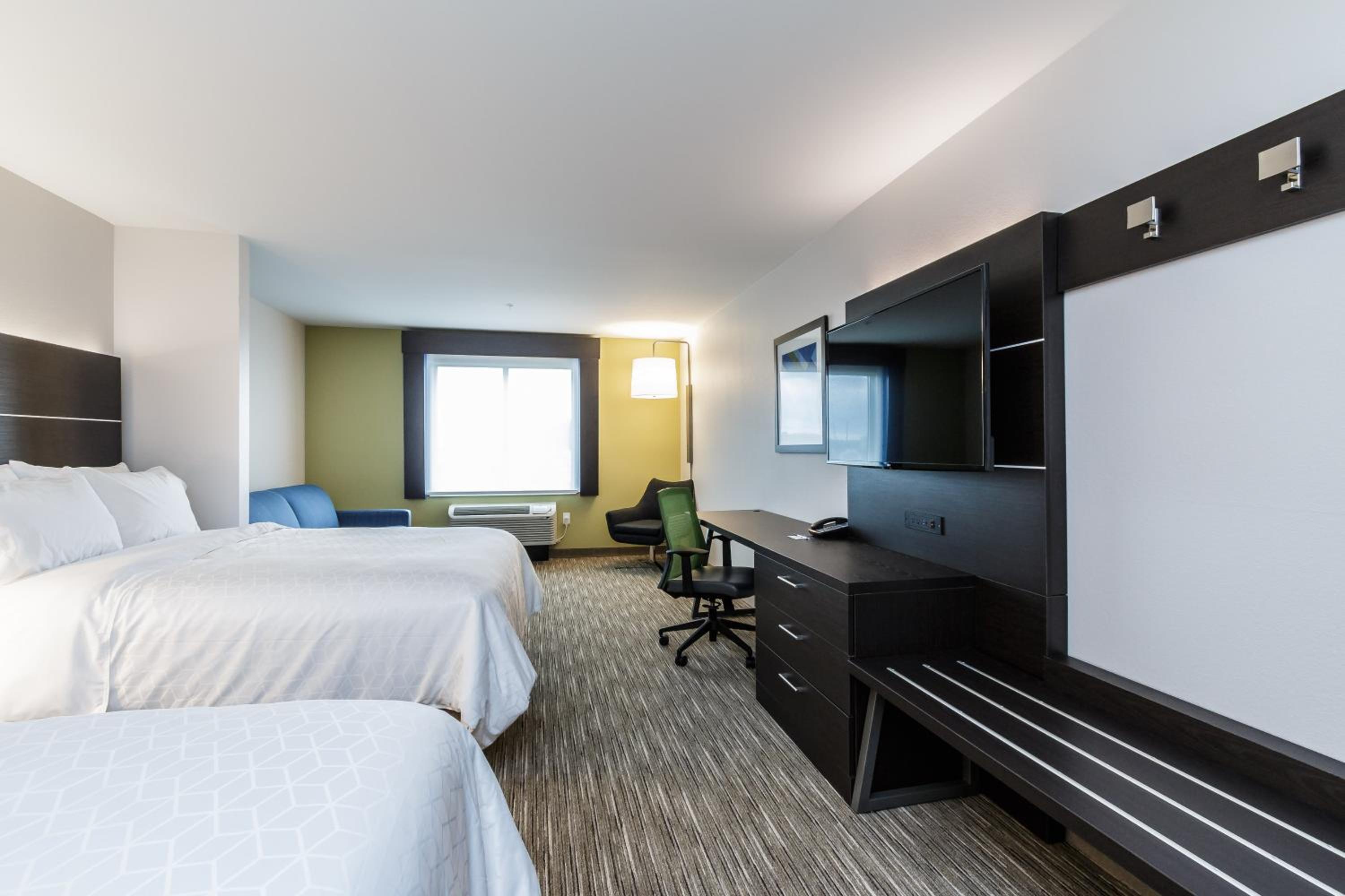 Queen Suite with Two Queen Beds and Sofa Bed