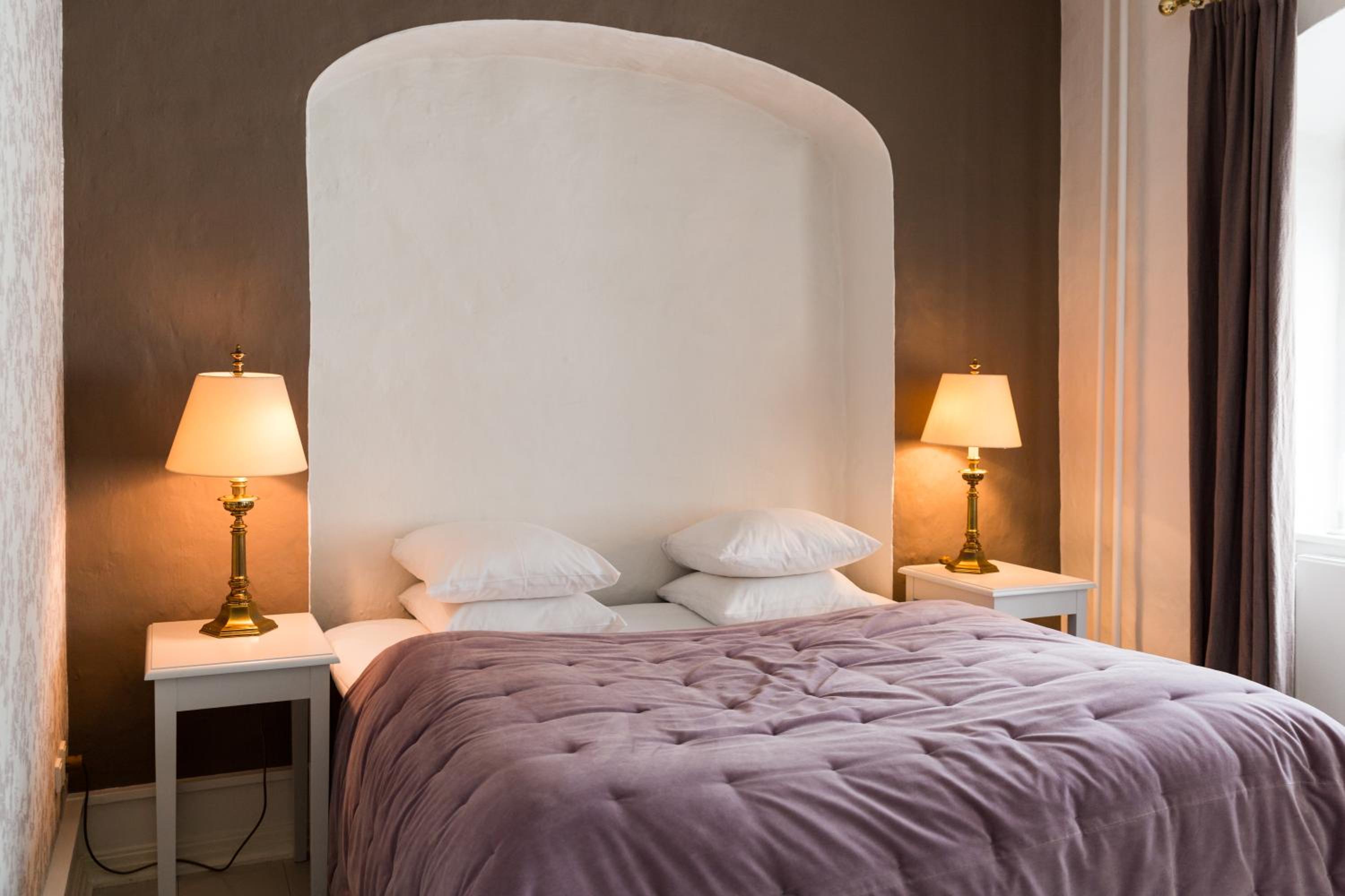 Small Castle Room photo 2
