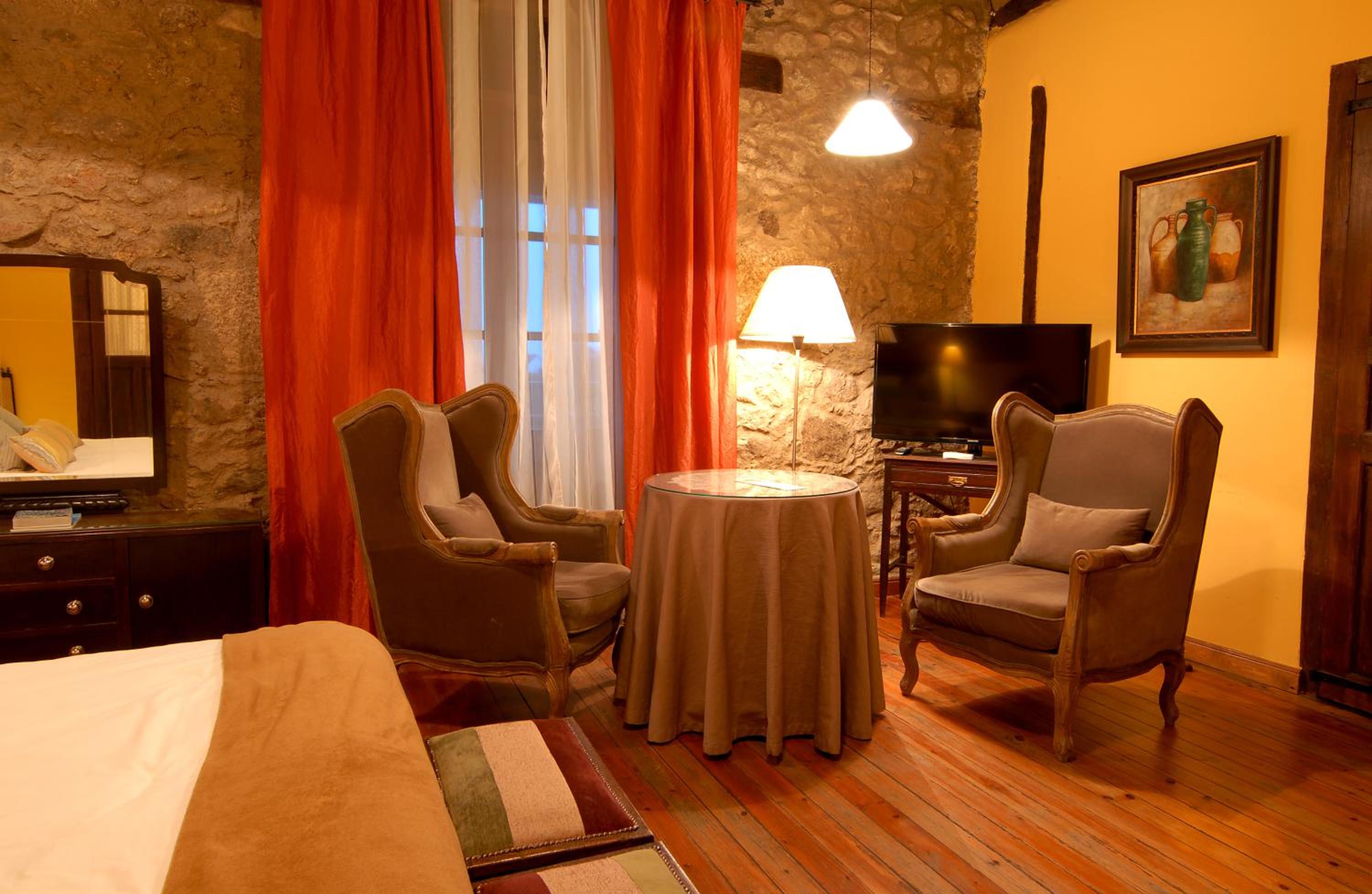 Superior Double Room with Garden View - Photo 10
