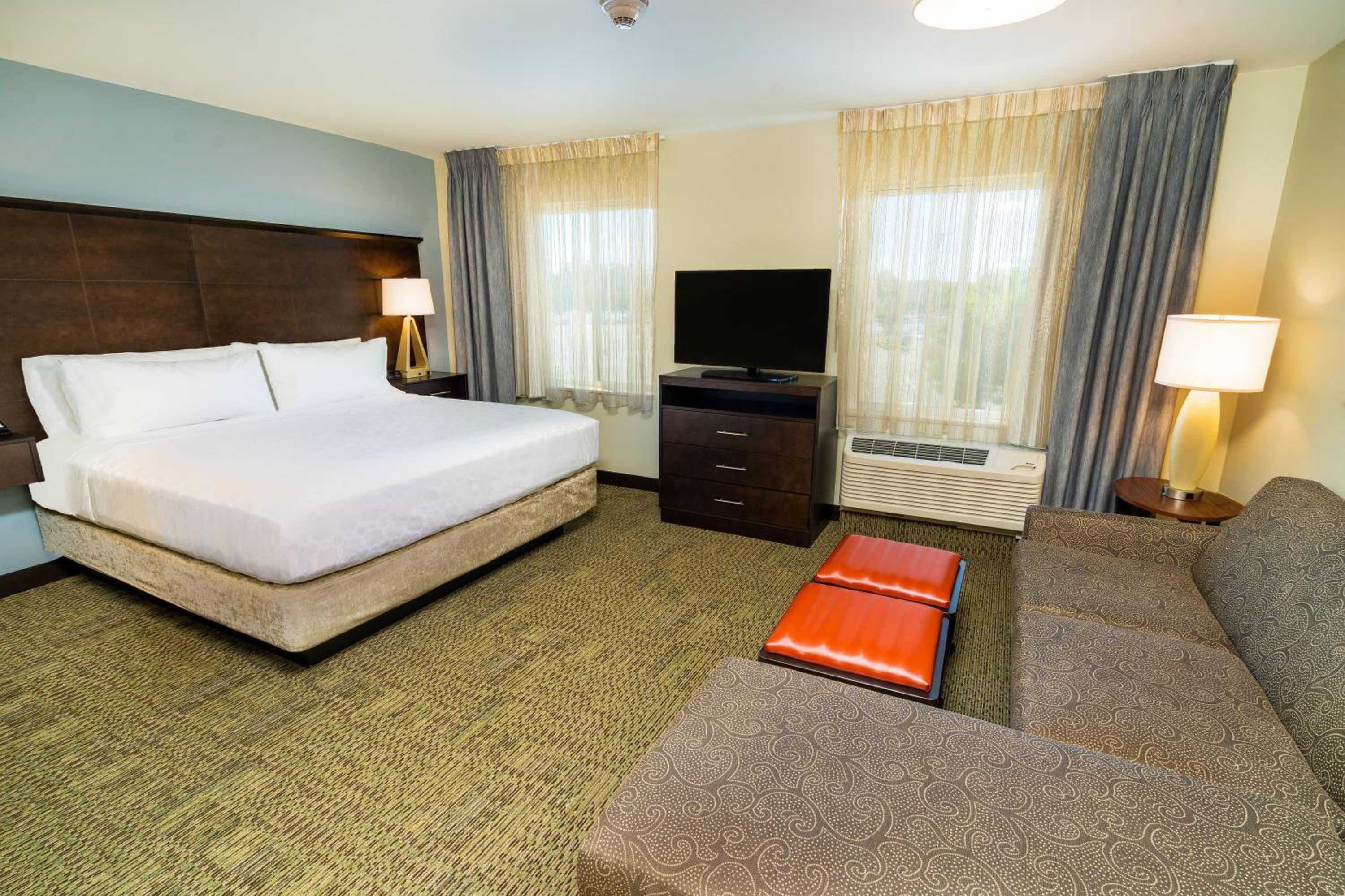 King Studio Suite - Hearing Accessible/Non-Smoking - Photo 1