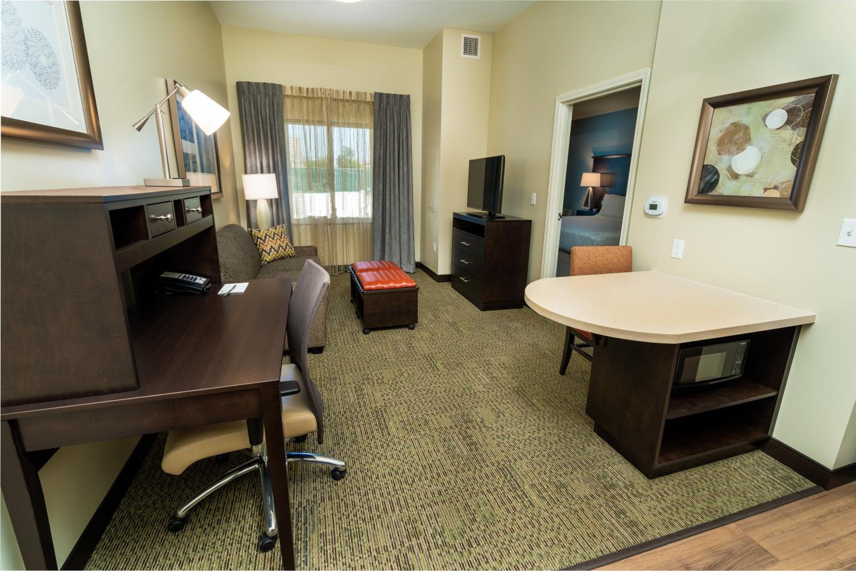 One-Bedroom King Suite with Communications Accessible Roll-In Shower - Photo 1