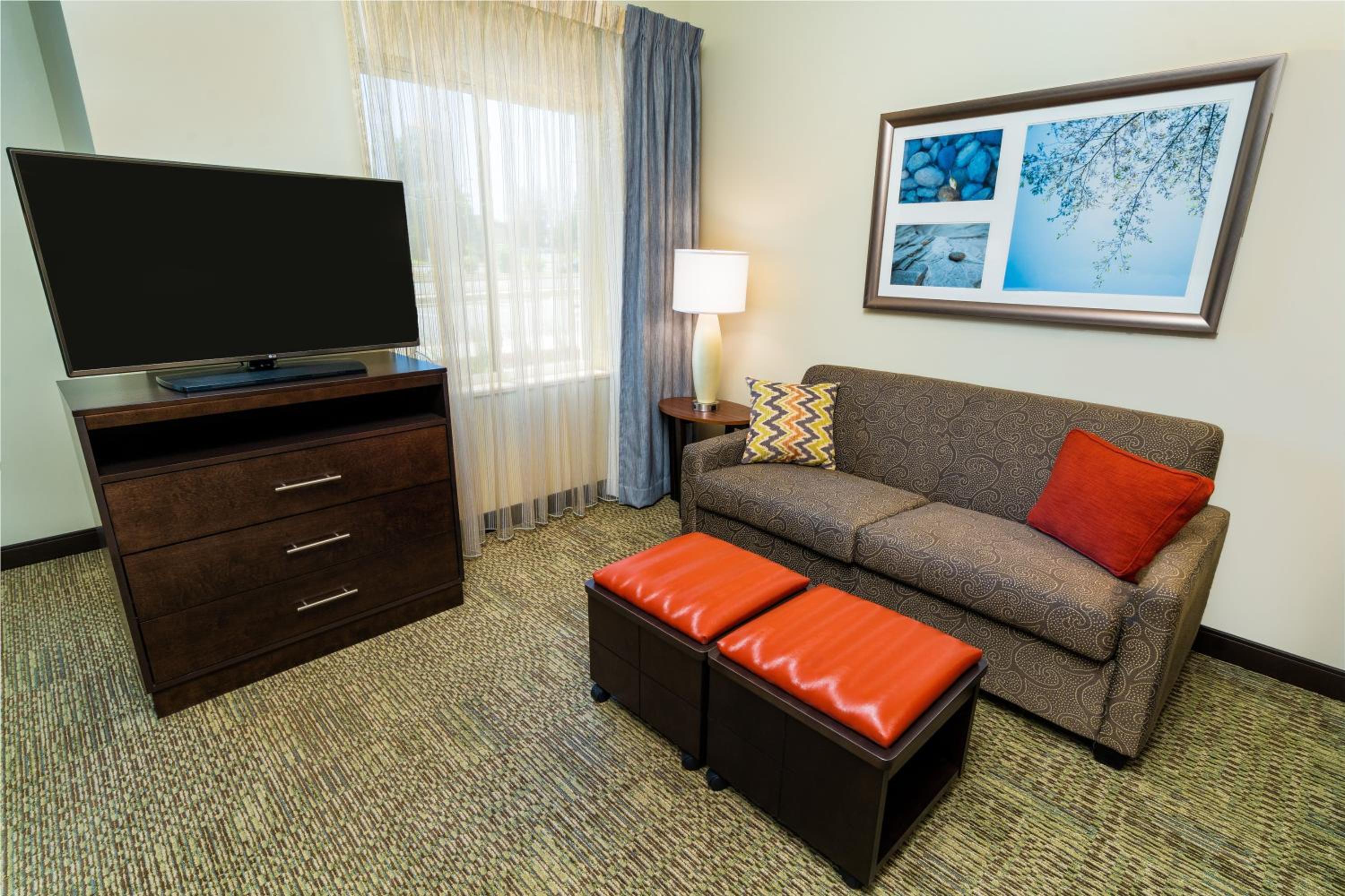 King Studio Suite - Hearing Accessible/Non-Smoking - Photo 6