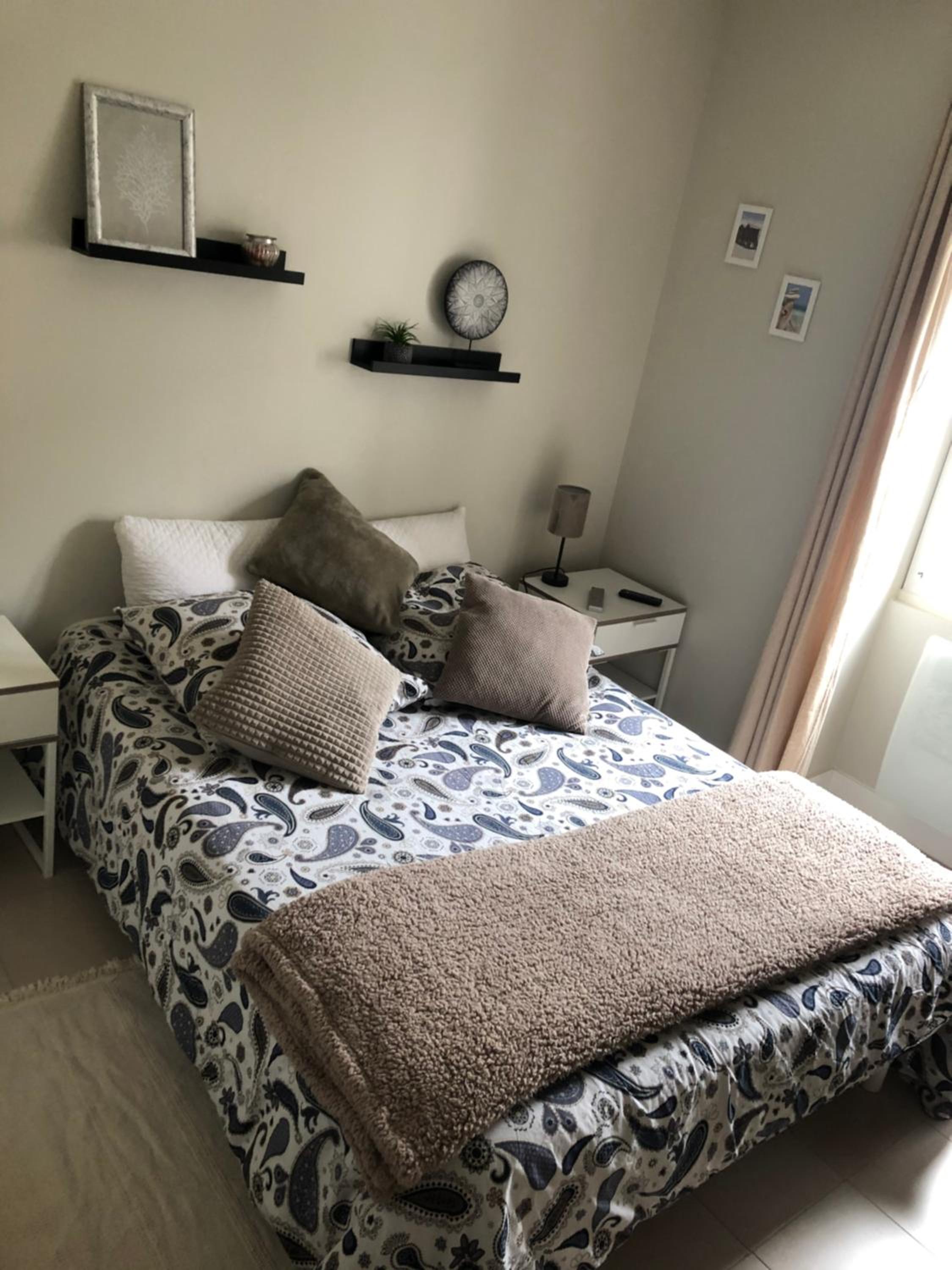 Double Room with Private Bathroom - Photo 1