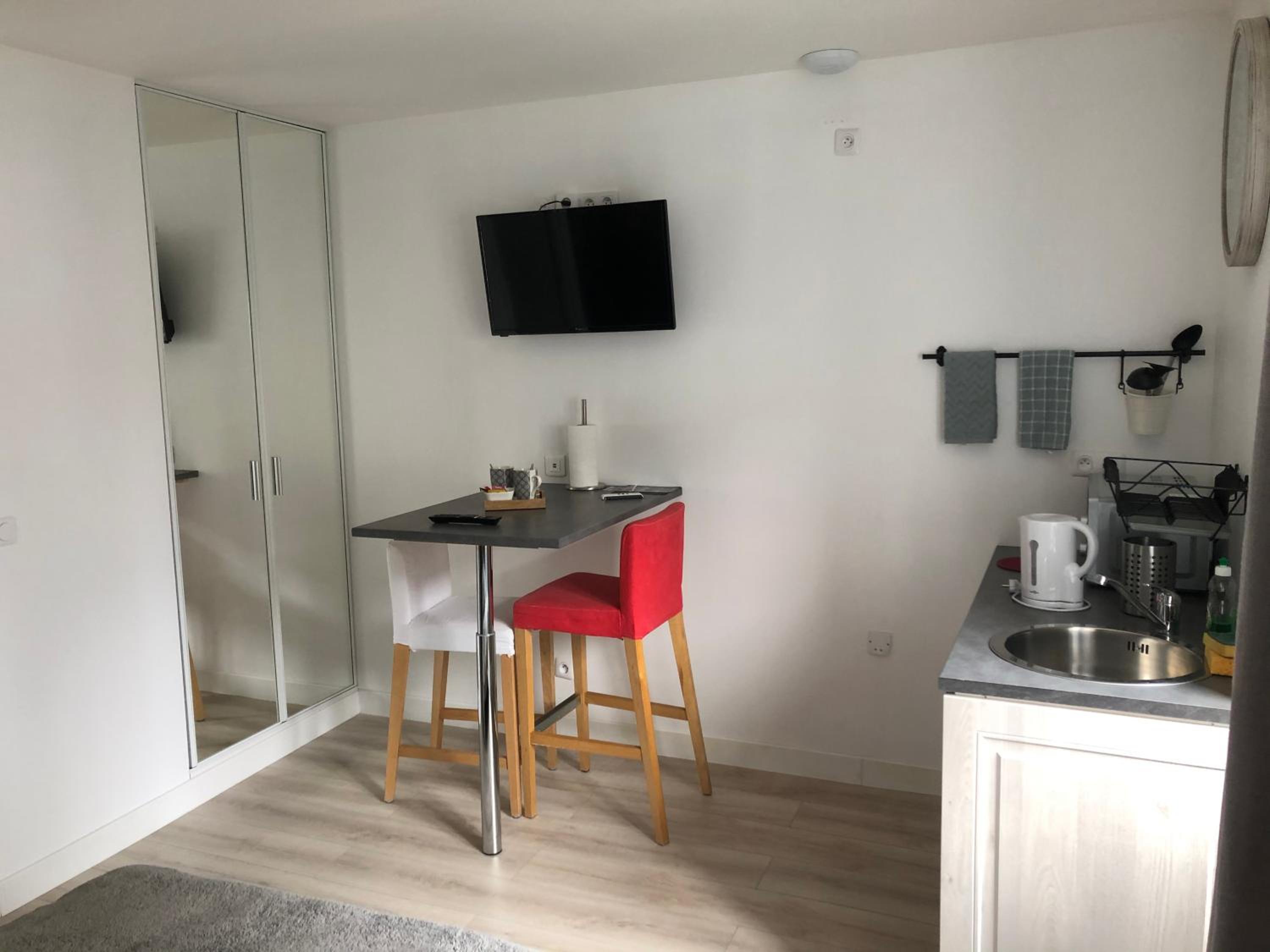 Double Room with Private External Bathroom