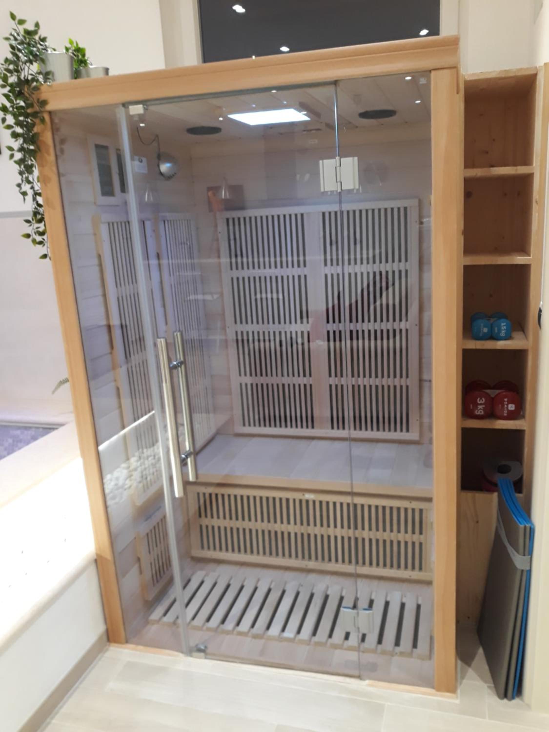 Studio with Spa Bath - Photo 17