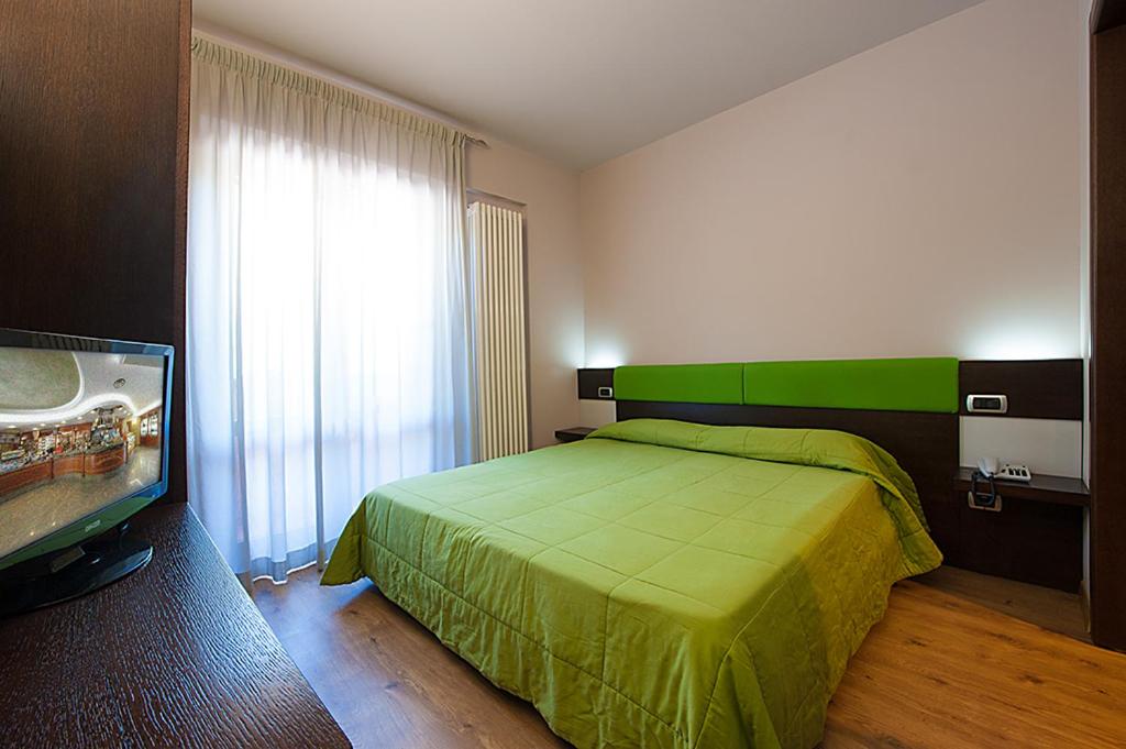 King Room with Mountain View photo 1