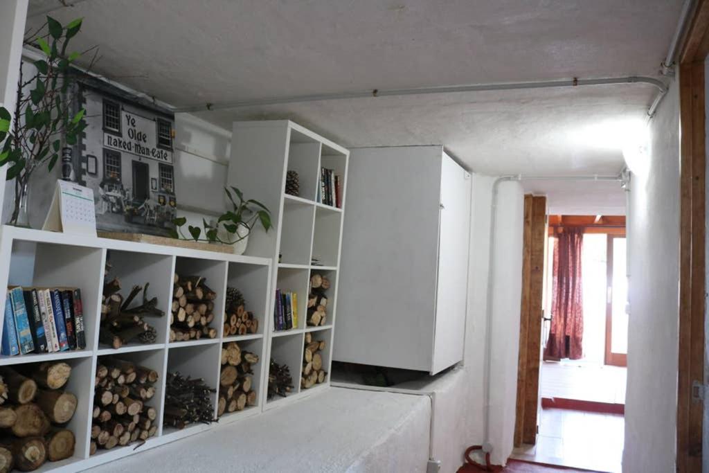 Two-Bedroom Apartment photo 2