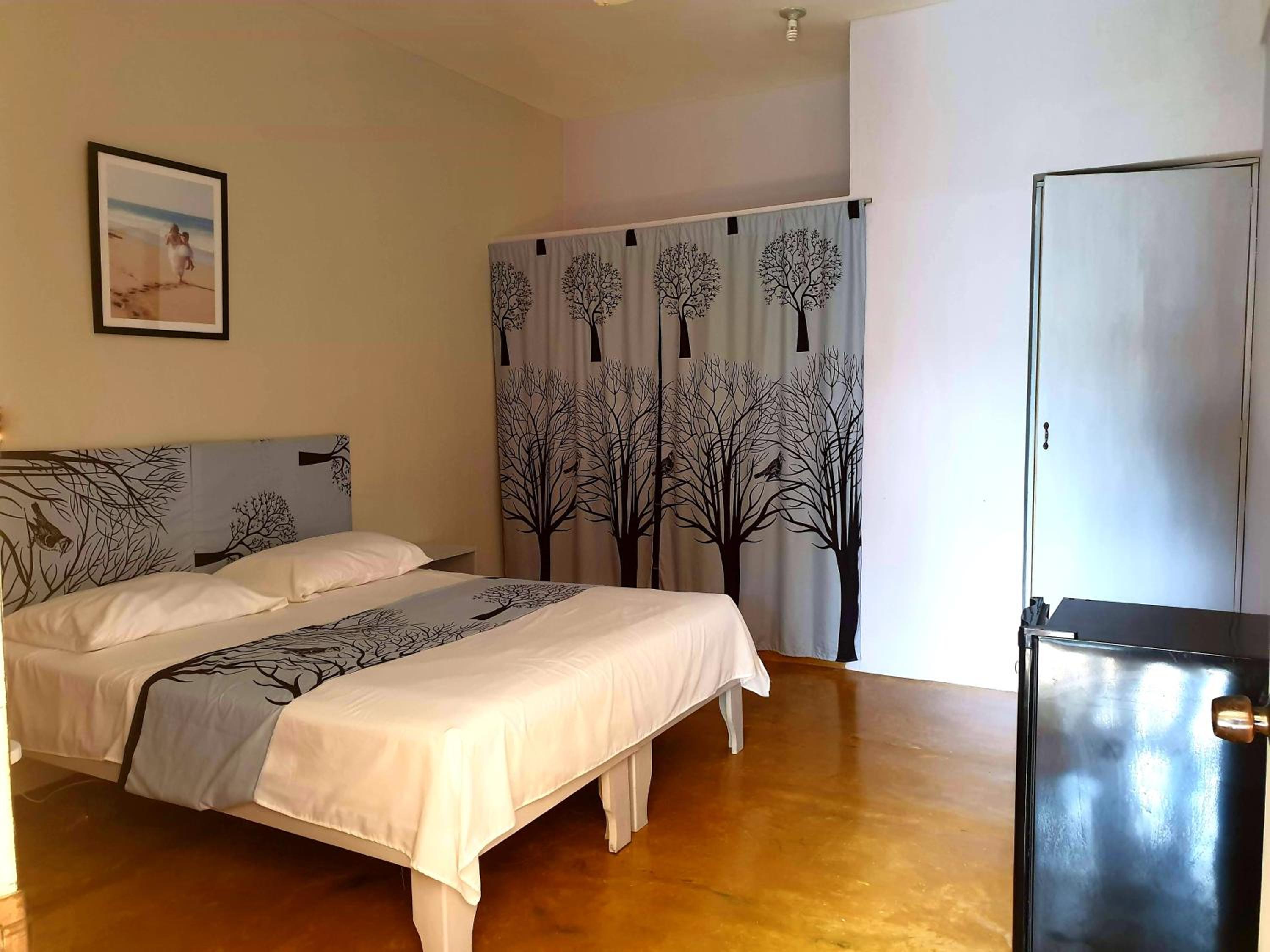 Double or Twin Room with Private Bathroom photo 2