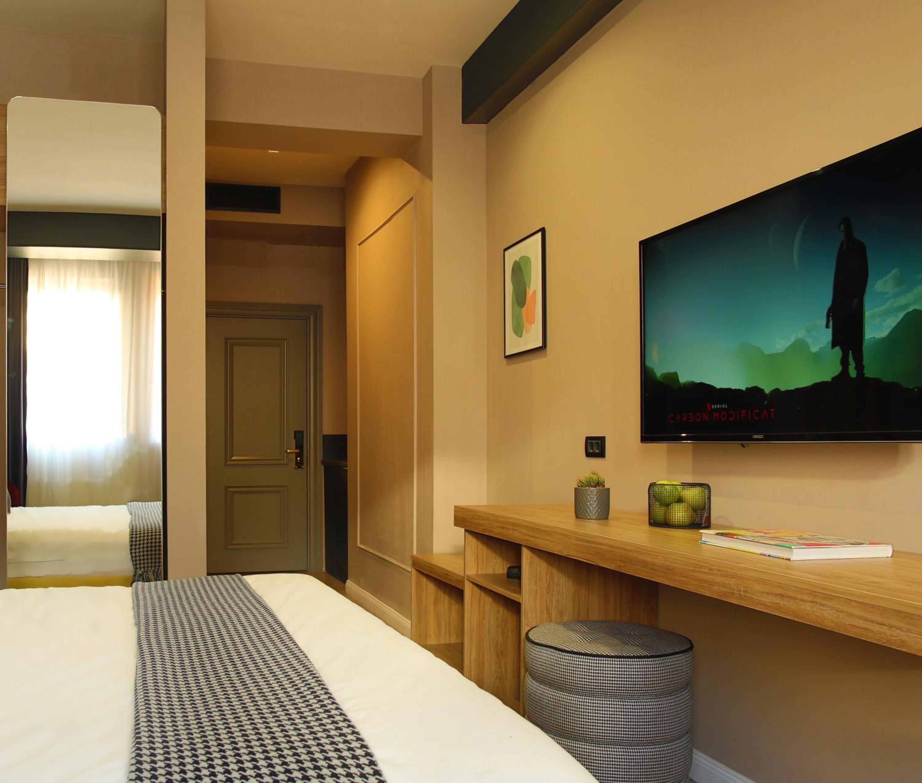 Deluxe Double Room - Photo 1
