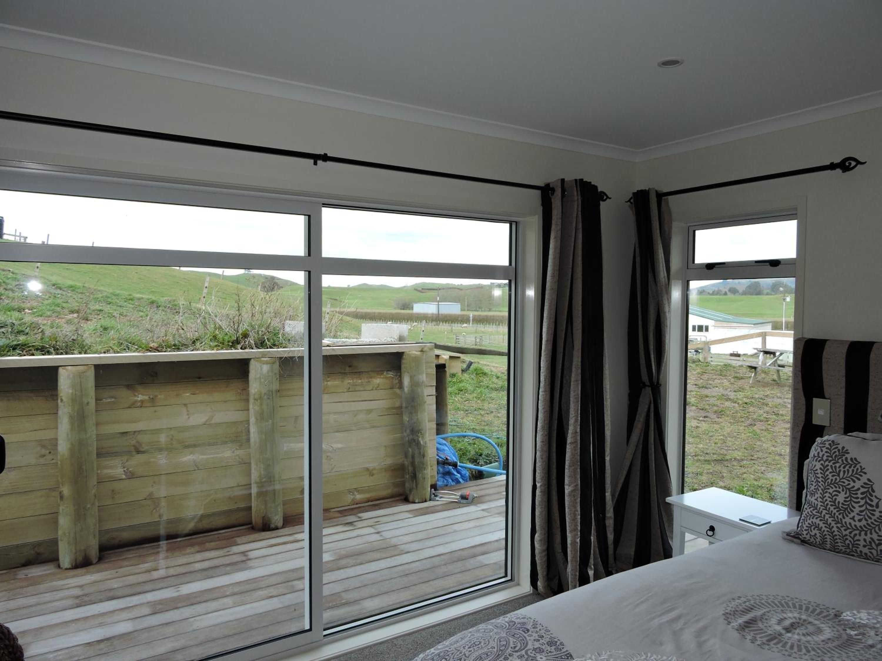 Deluxe King Suite photo 2