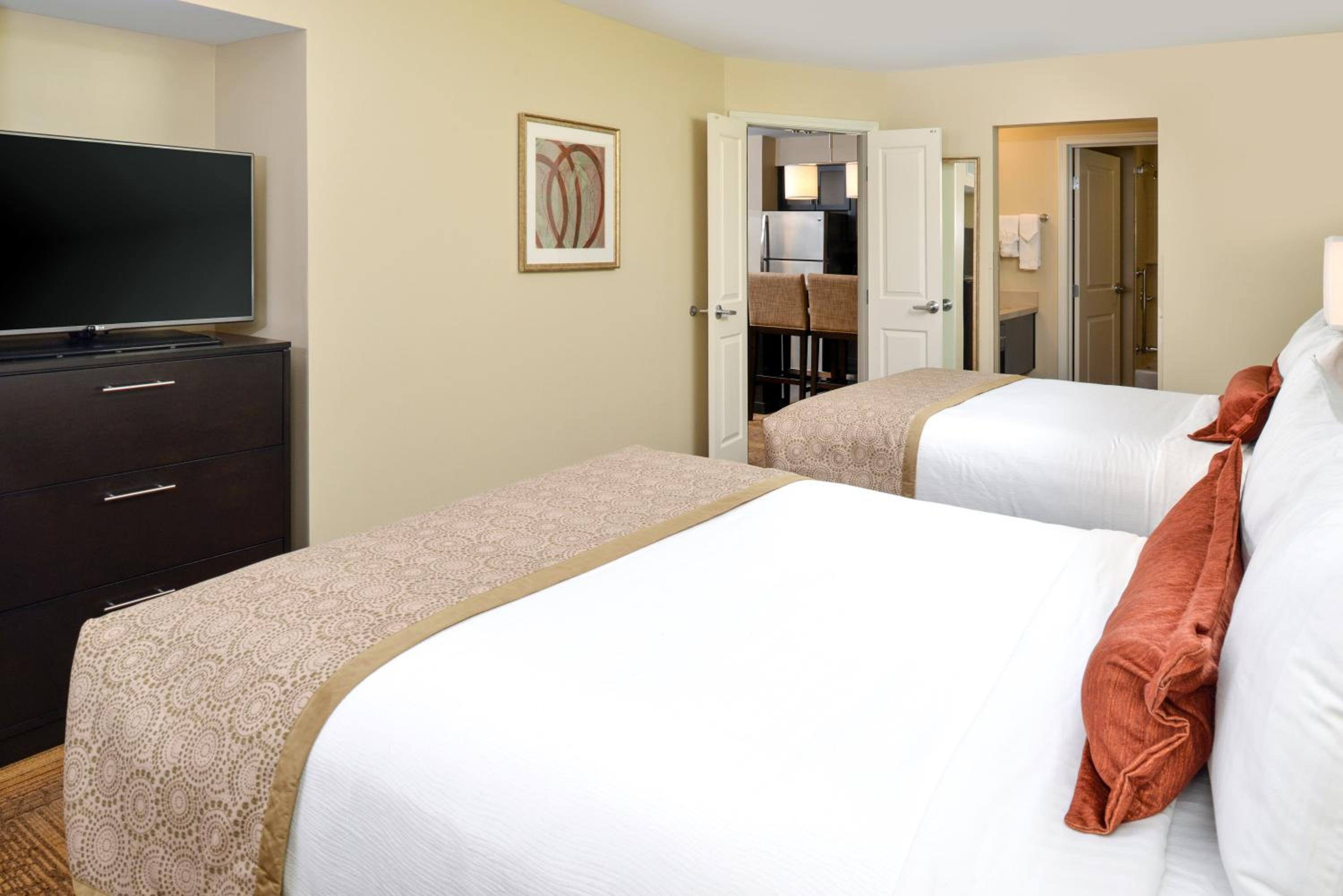 One-Bedroom Suite with Two Queen Beds