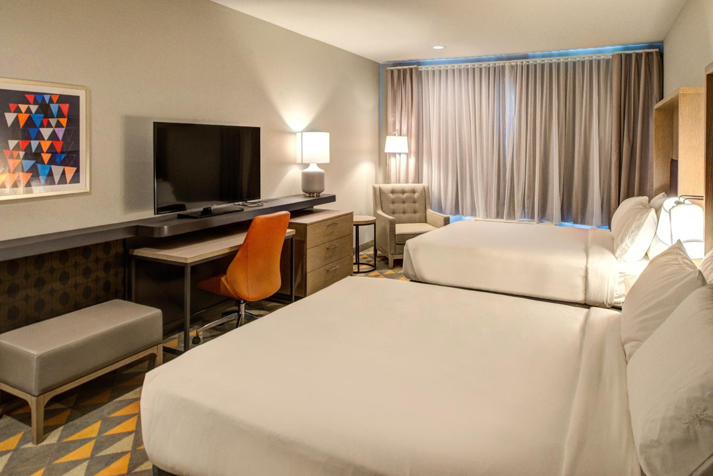 Queen Room with Two Queen Beds - Hearing Accessible/Non-Smoking photo 1