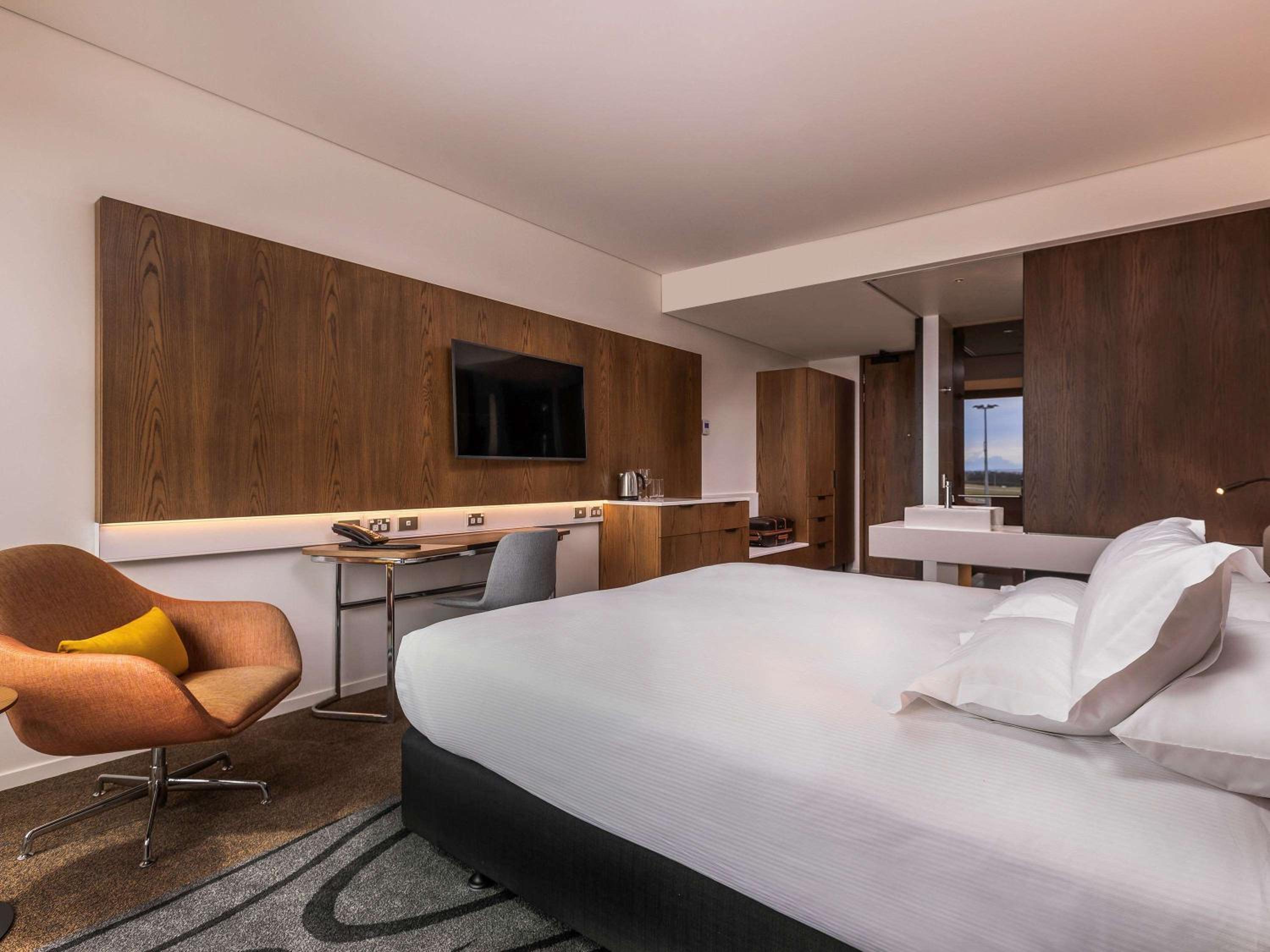 Superior King Room