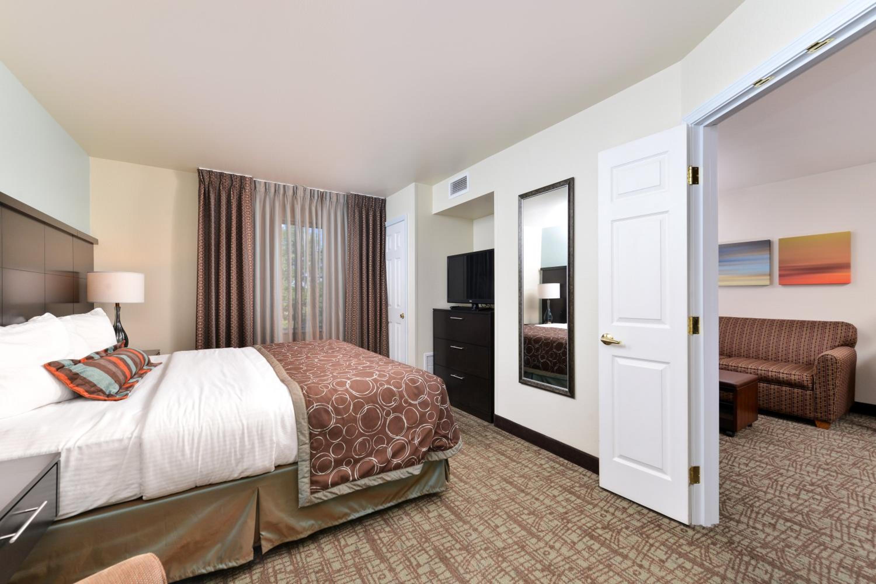 One-Bedroom King Suite - Photo 1