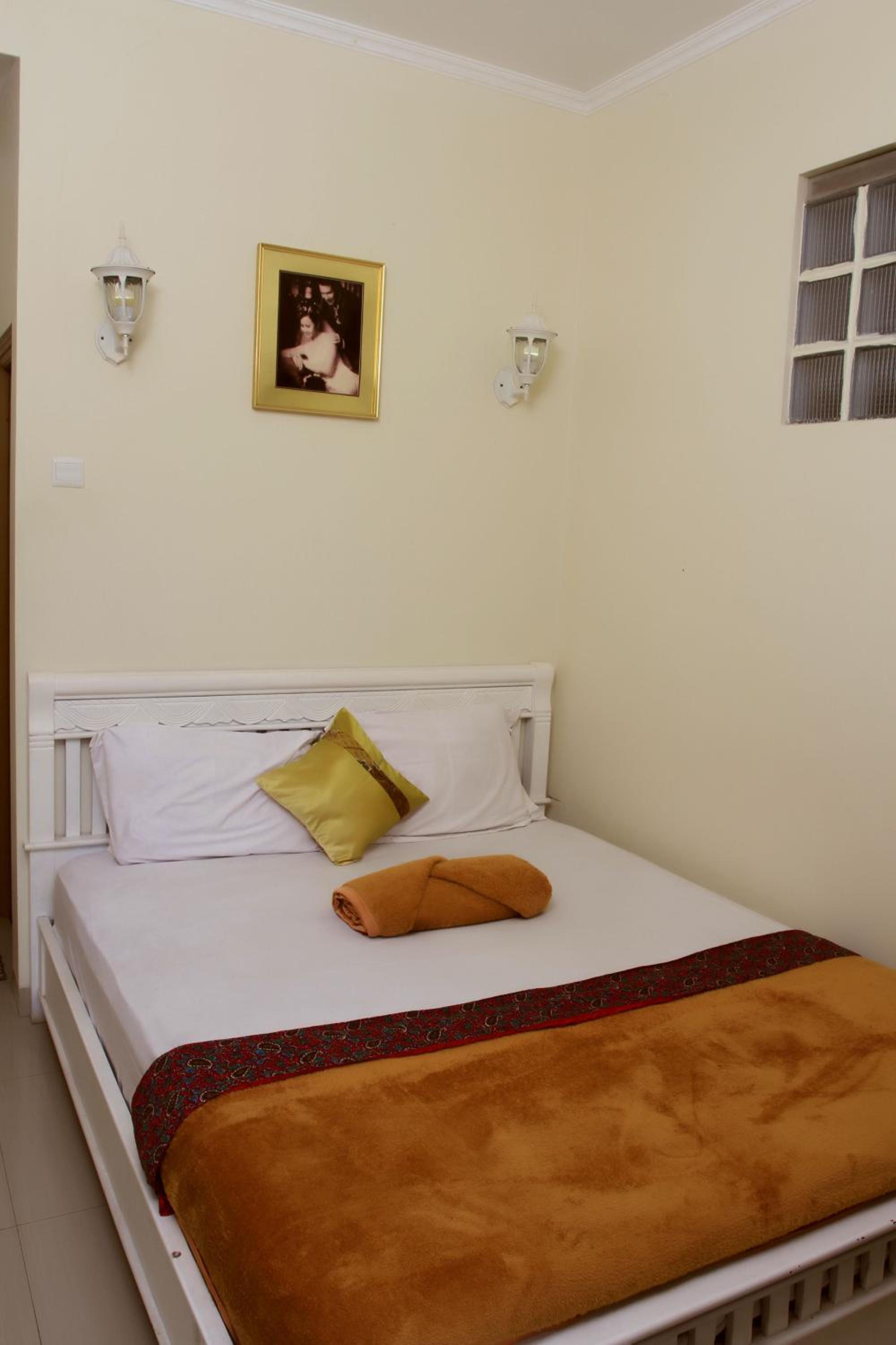 Double Room - Photo 4