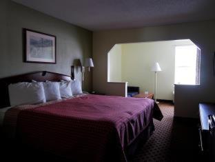 King Room - Non-Smoking photo 2