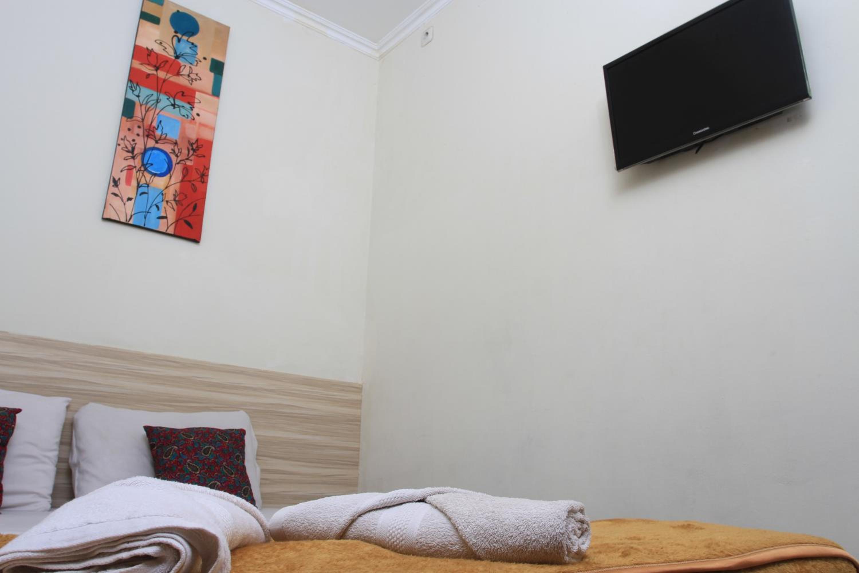Standard Double Room with Fan photo 3