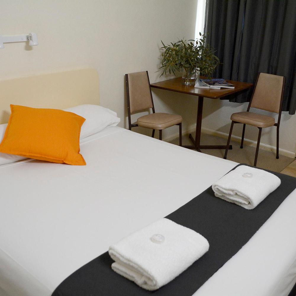 Double Room - Photo 2