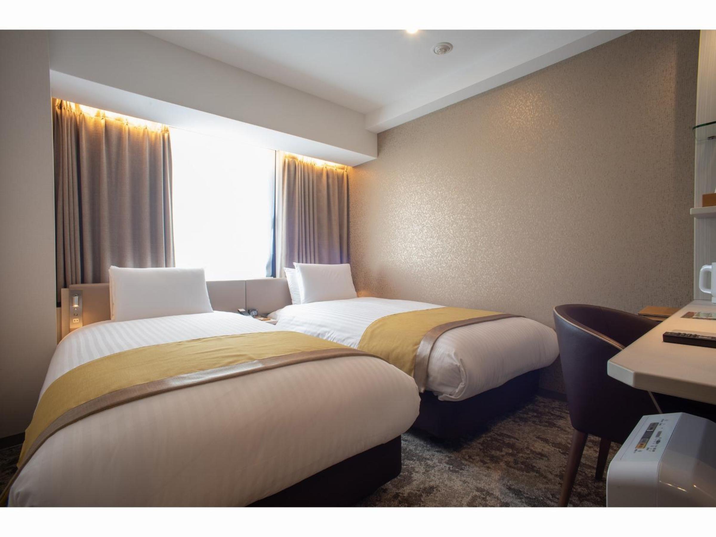 Standard Twin Room - Non-Smoking photo 1