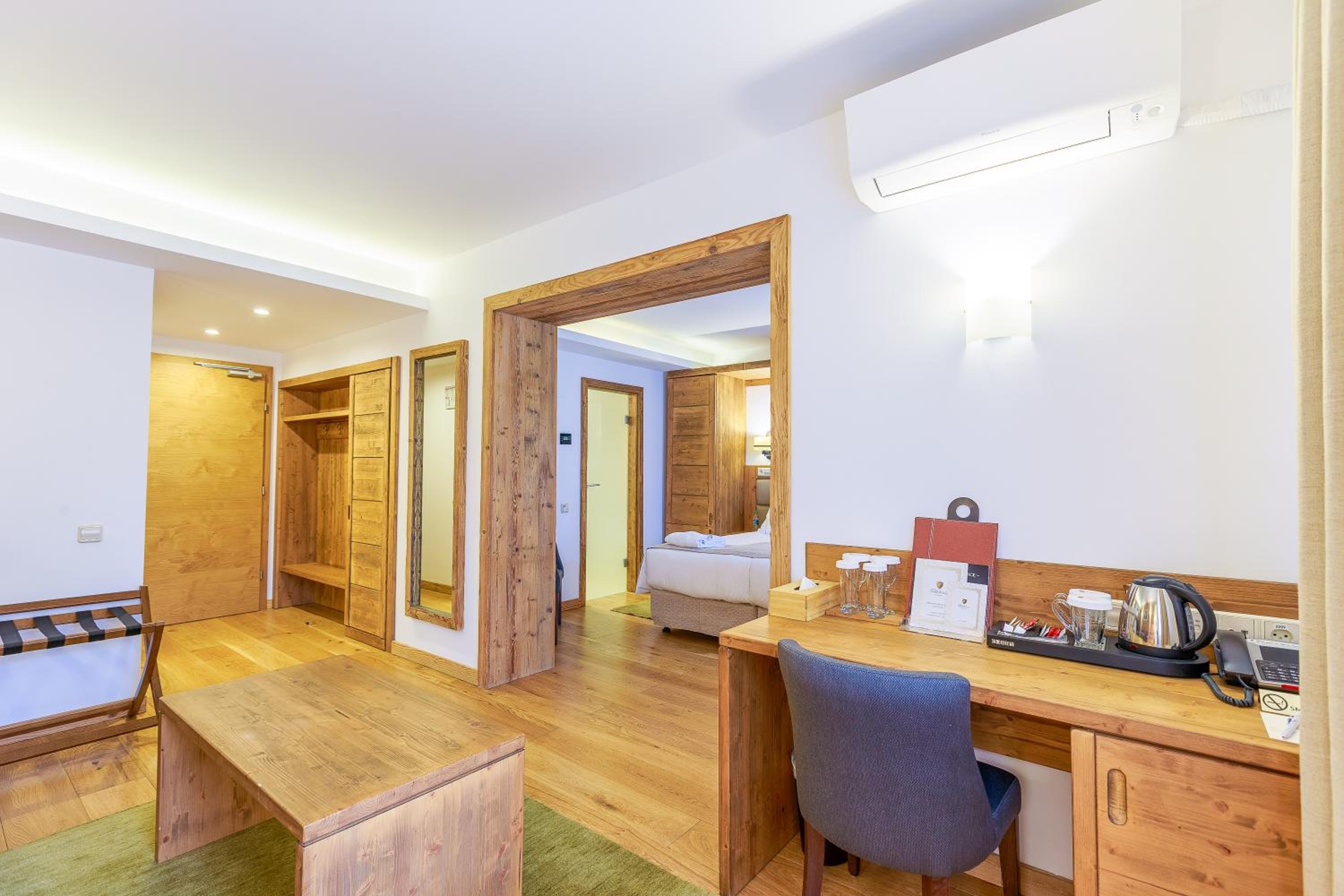 Economy Junior Suite Low ground floor without Balcony  photo 3