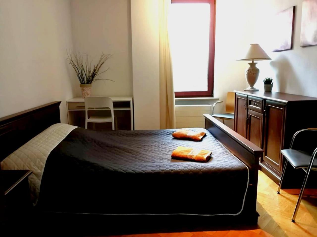 Three-Bedroom Apartment - Photo 14