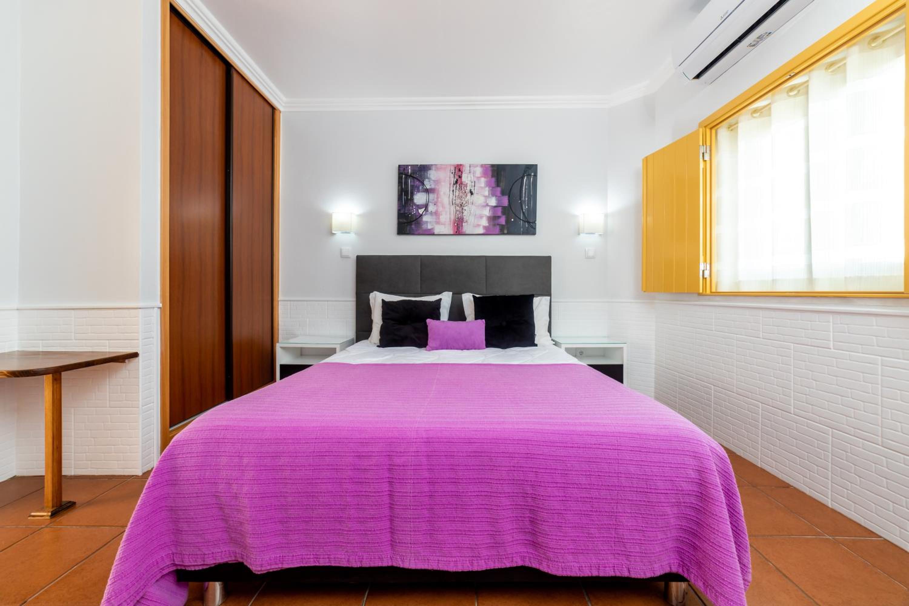 Double Room - Photo 10