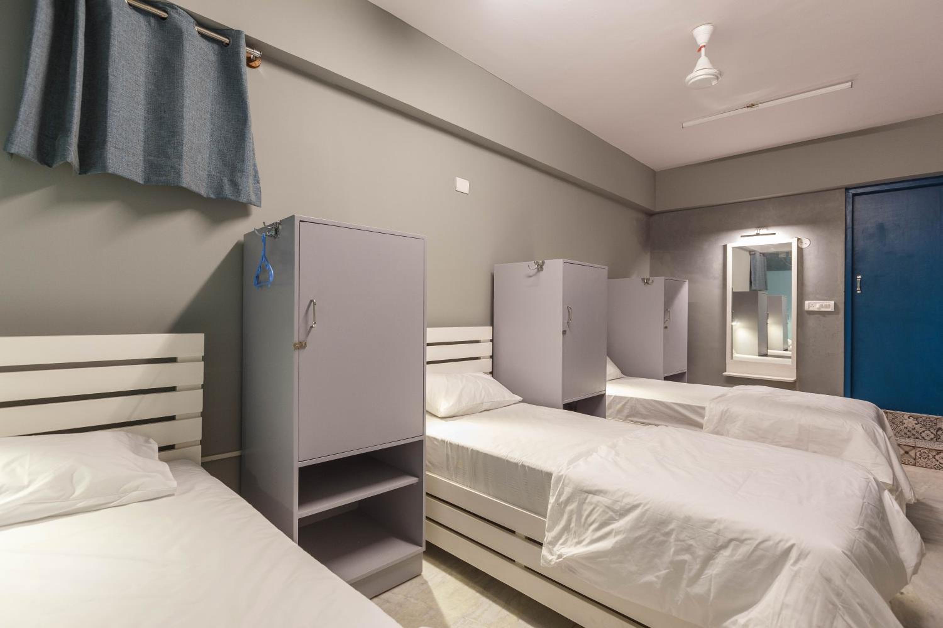 Single Bed in Male Dormitory Room photo 1