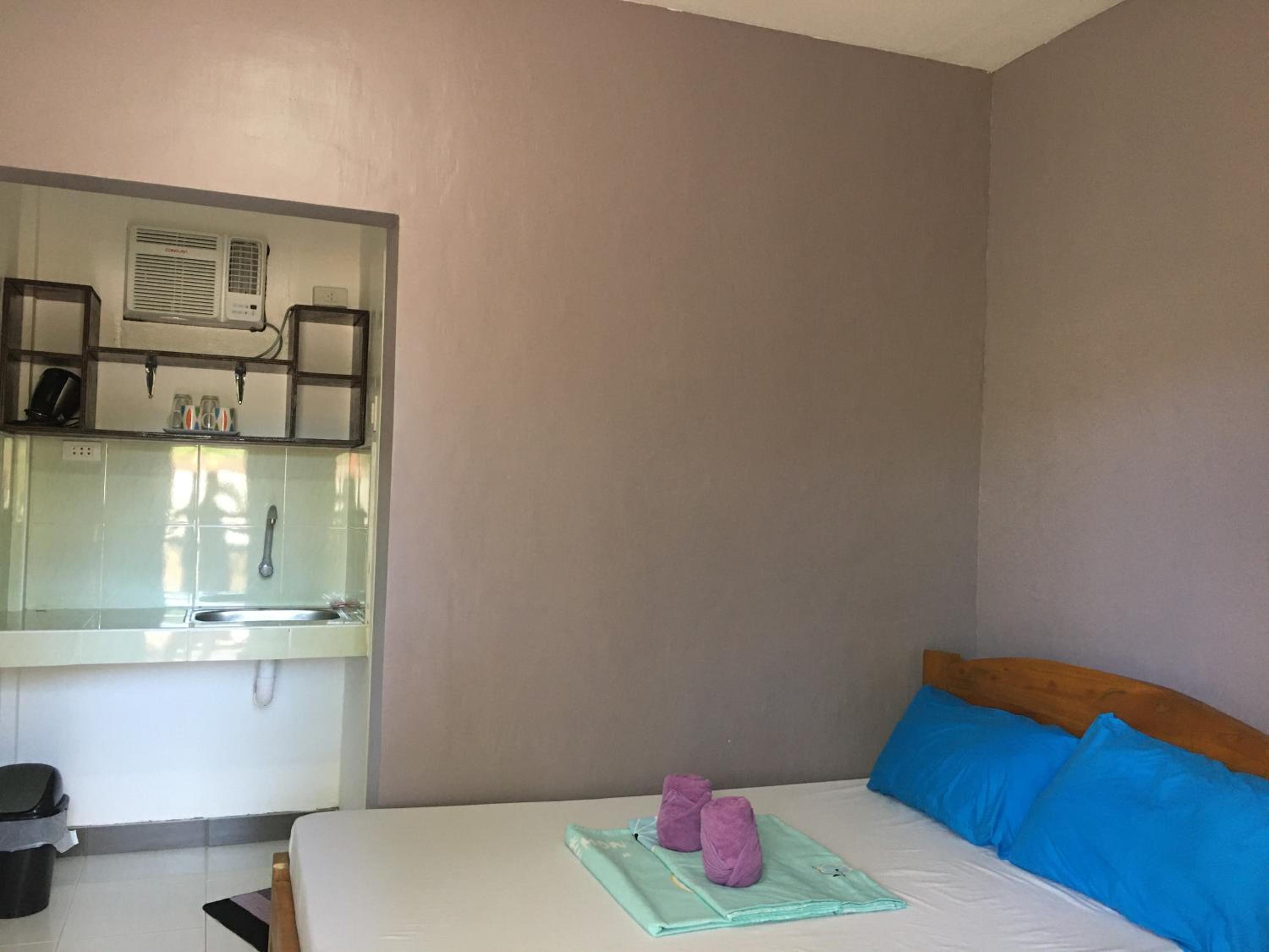 Economy Double Room - Photo 1