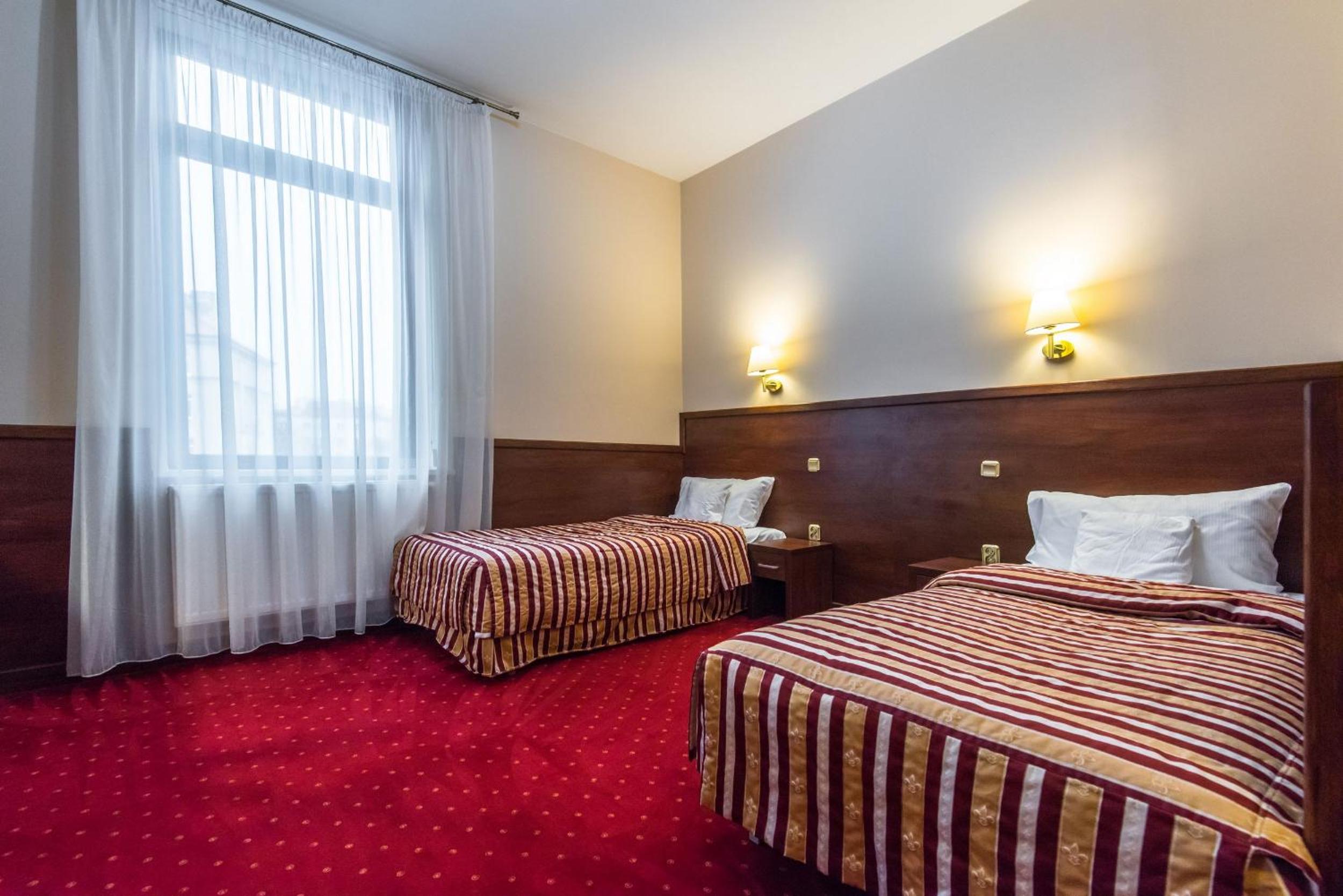 Standard Double or Twin Room - Photo 1