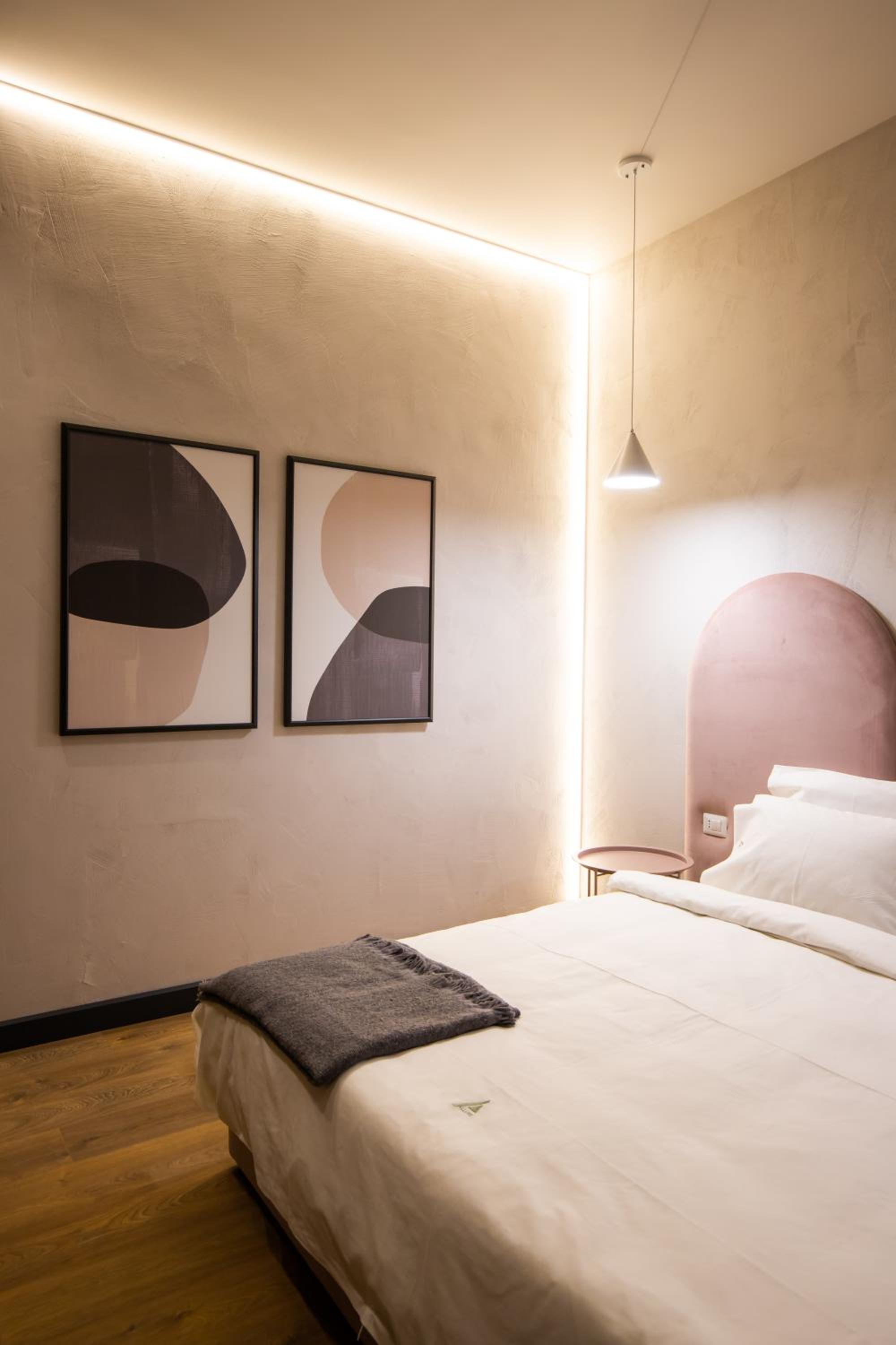 Deluxe Double or Twin Room photo 1