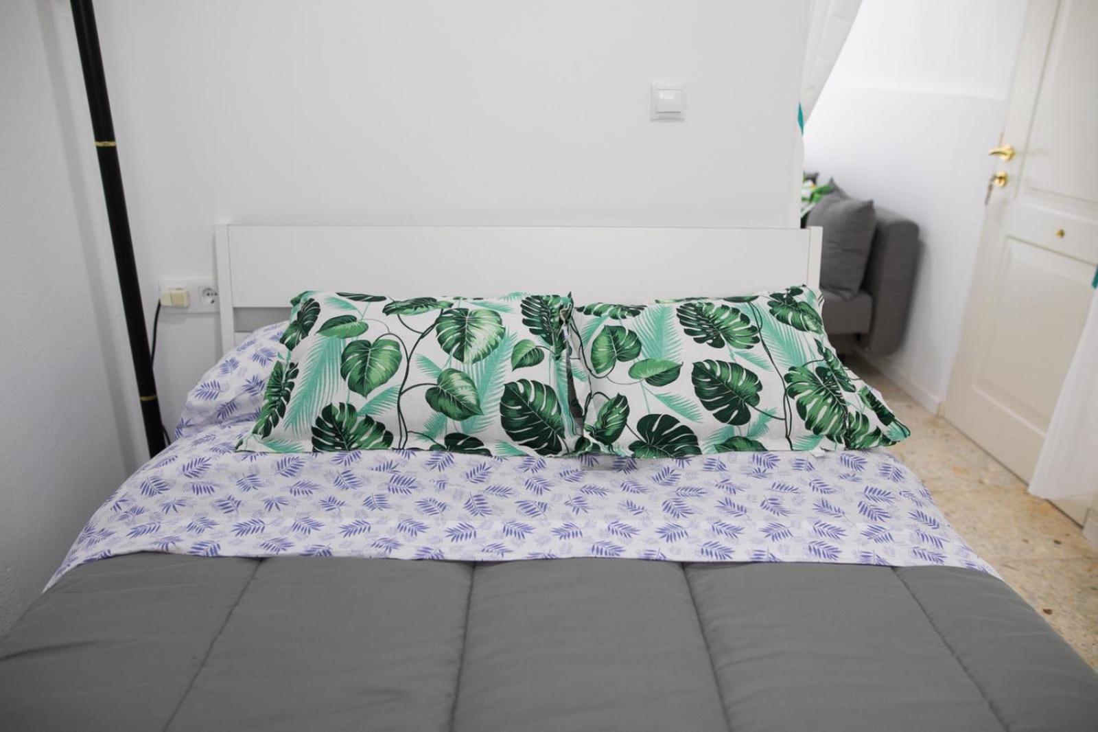 One-Bedroom Apartment - Photo 17