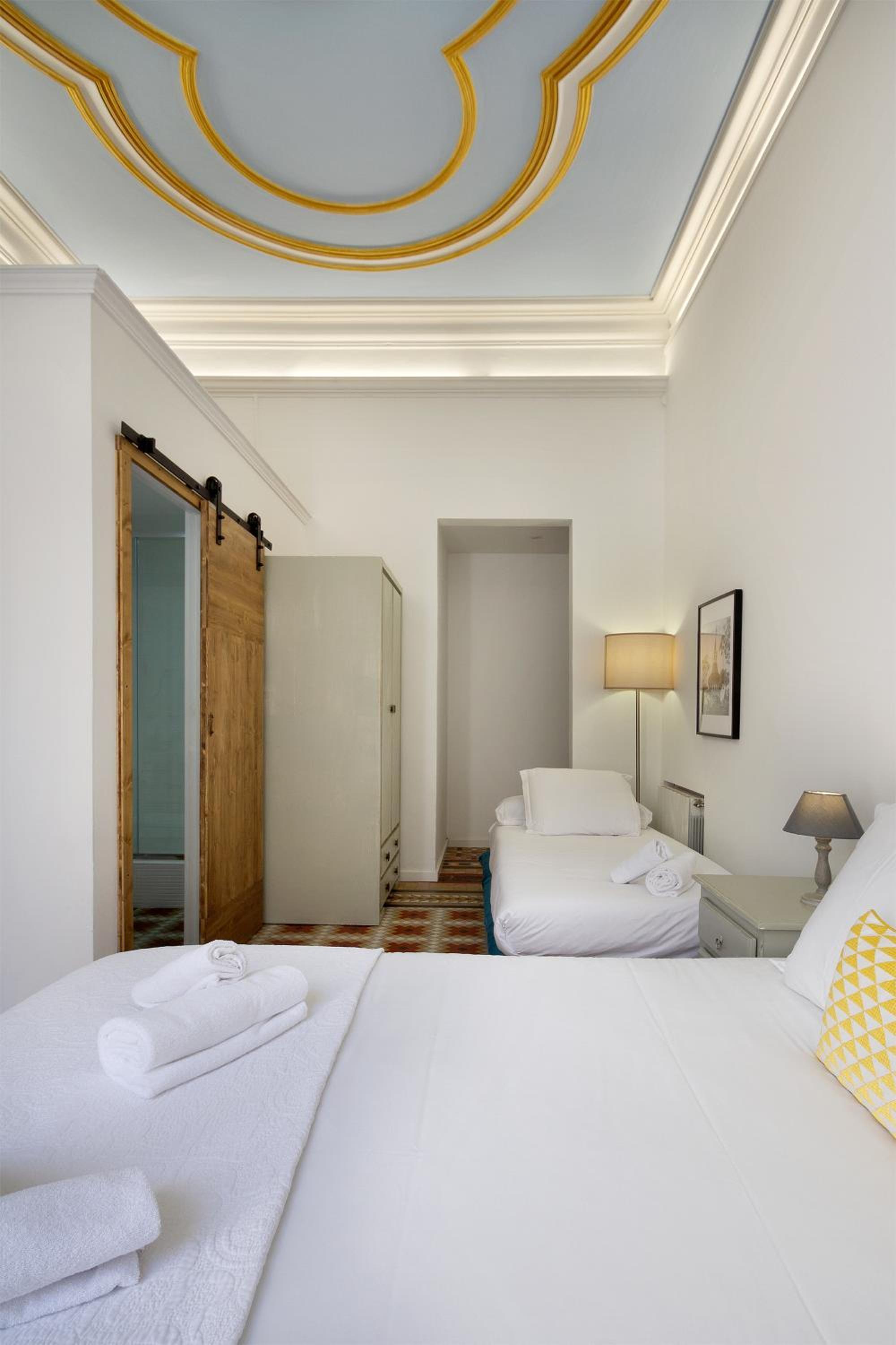 Superior Triple Room with Balcony photo 3