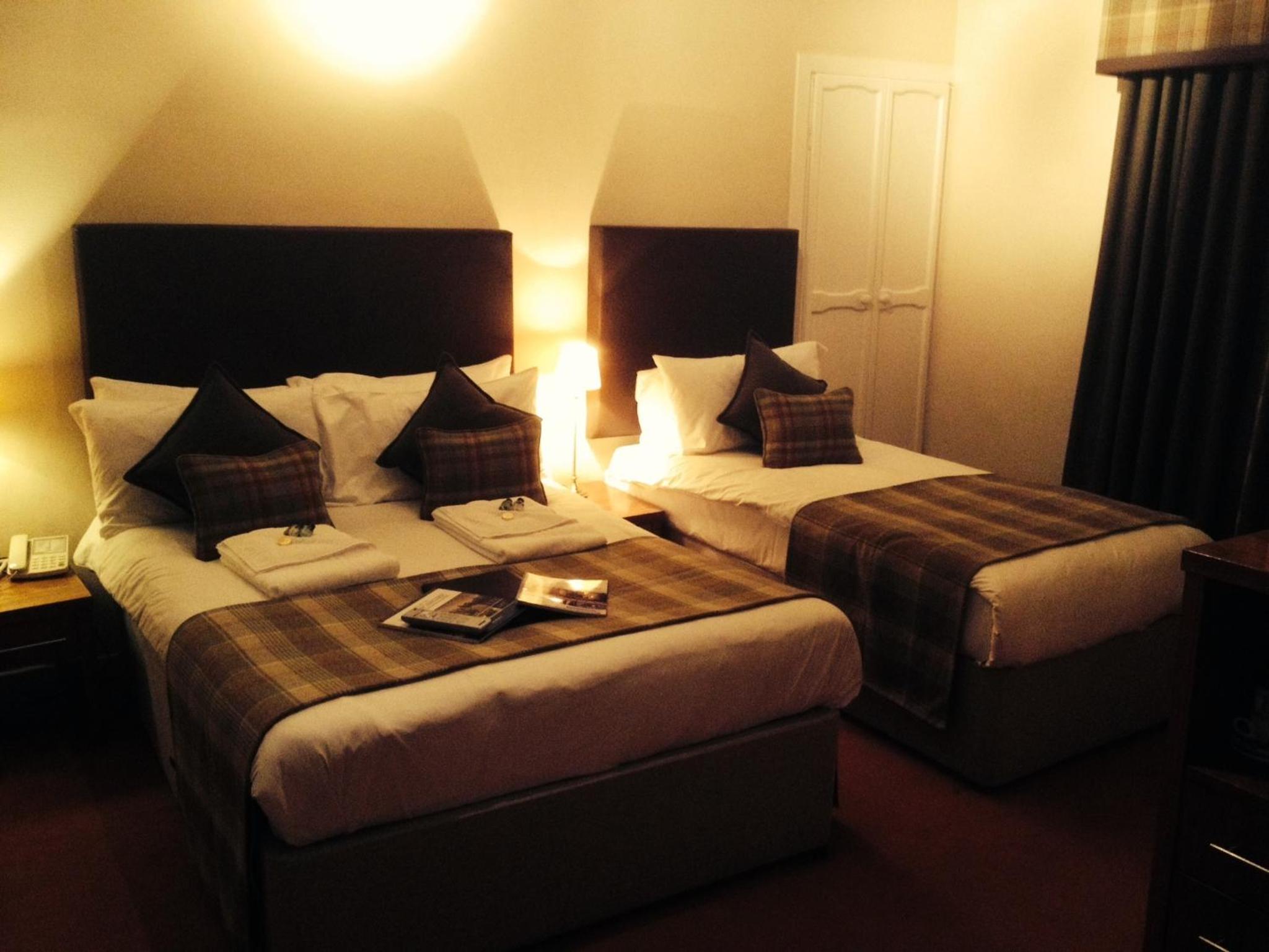 Standard Twin Room photo 2