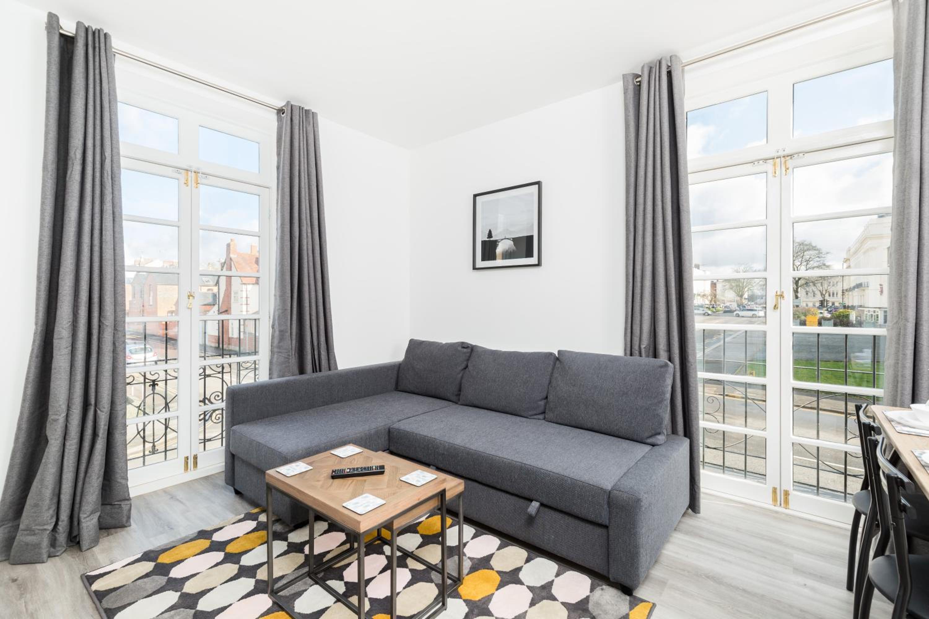 Superior Apartment
