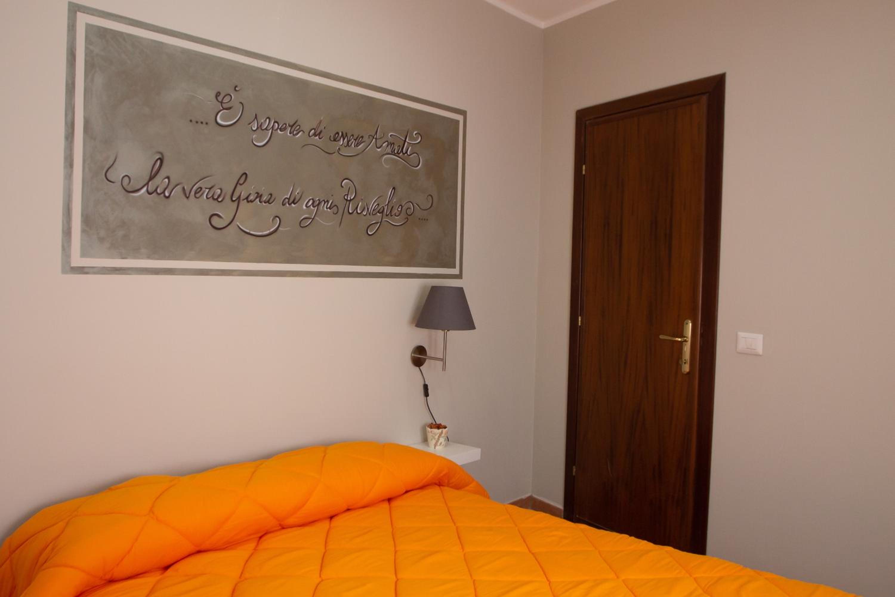 Economy Double Room photo 1