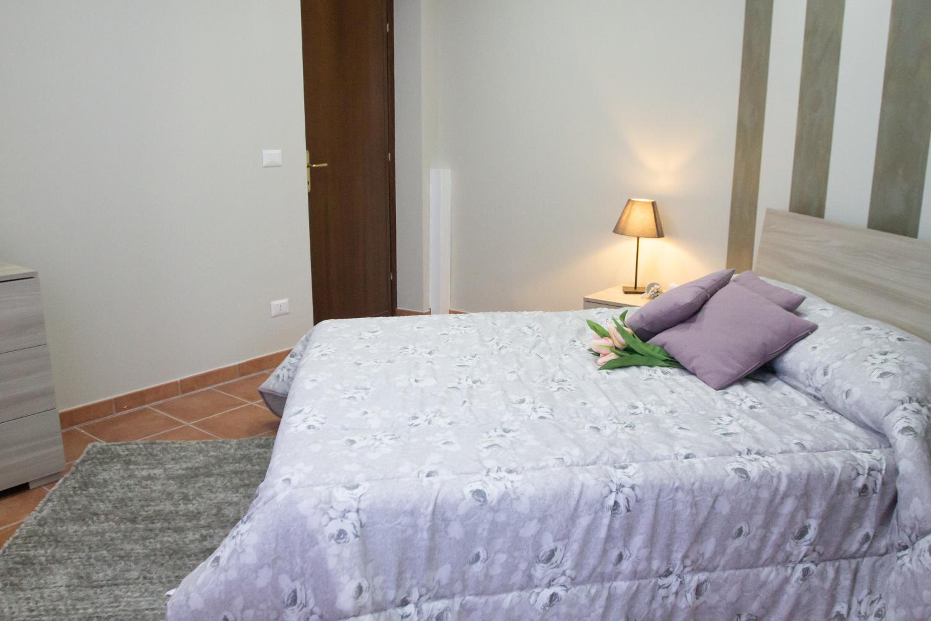 Large Double Room photo 1