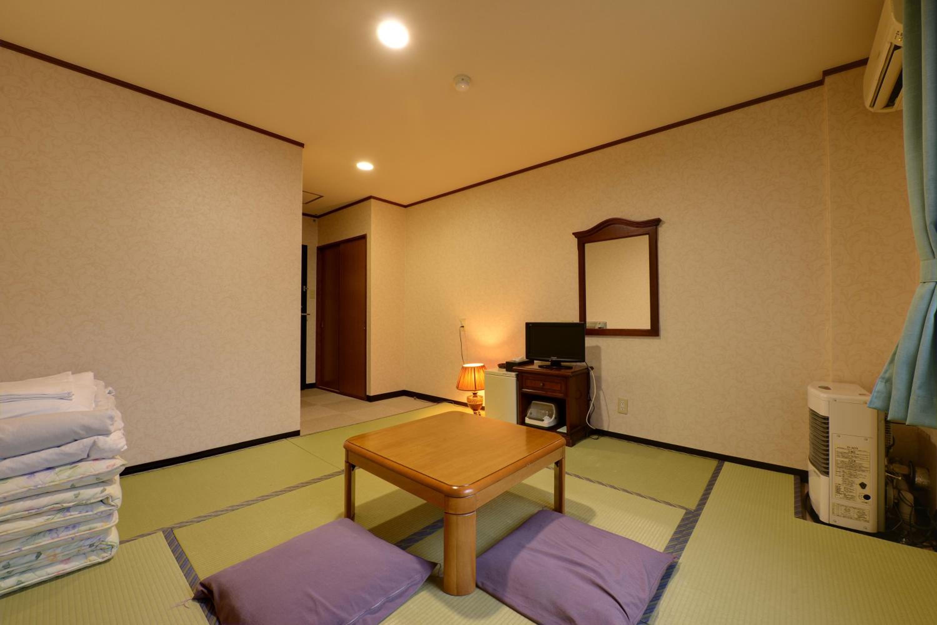 Japanese-Style Standard Room - Photo 5