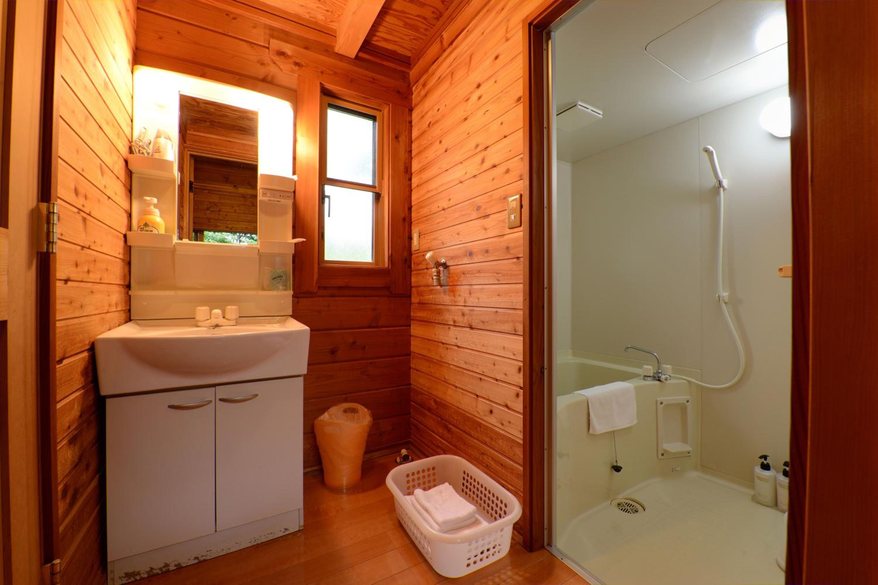 Large Cottage - Photo 6