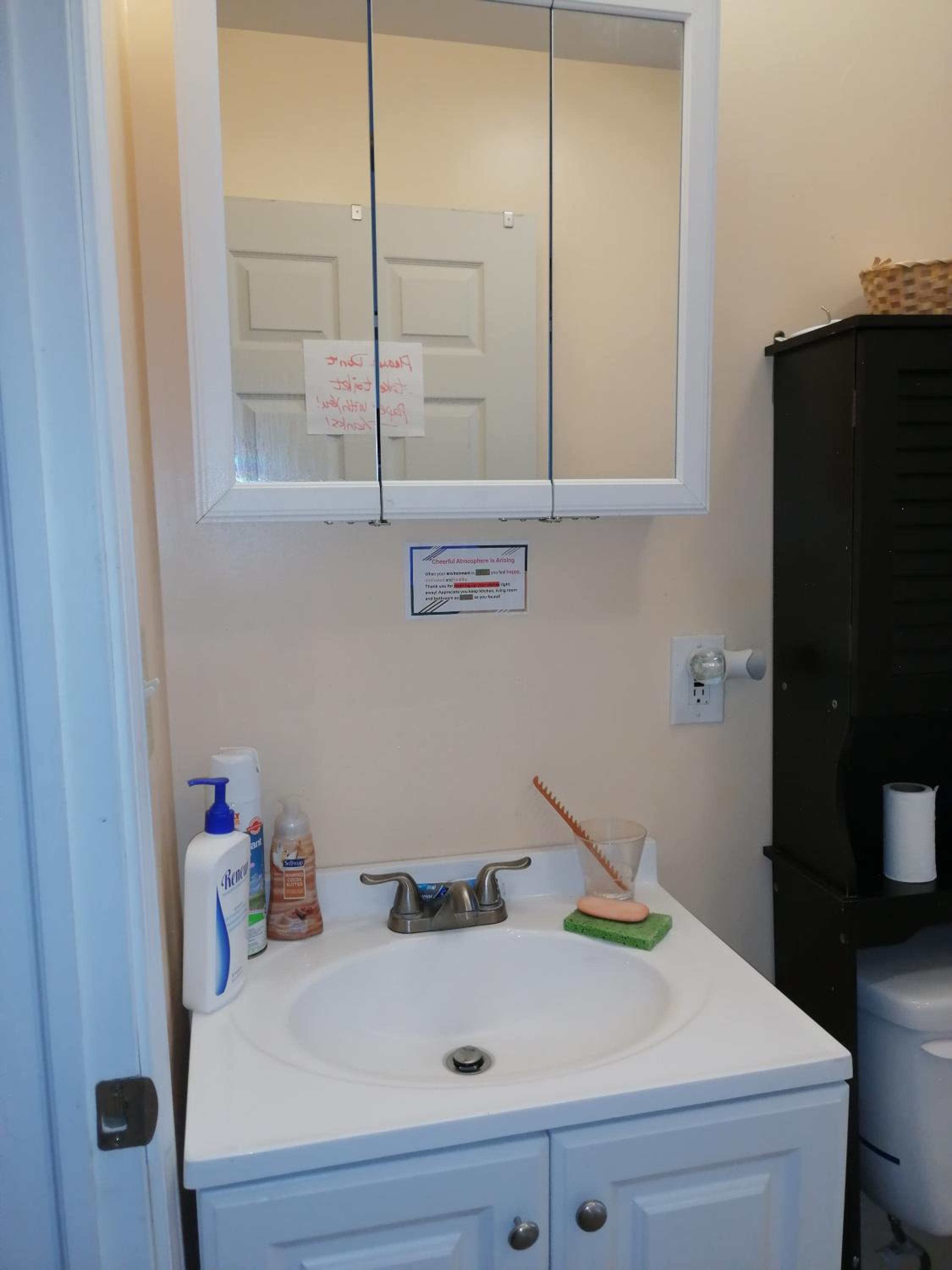 Queen Room - Photo 20