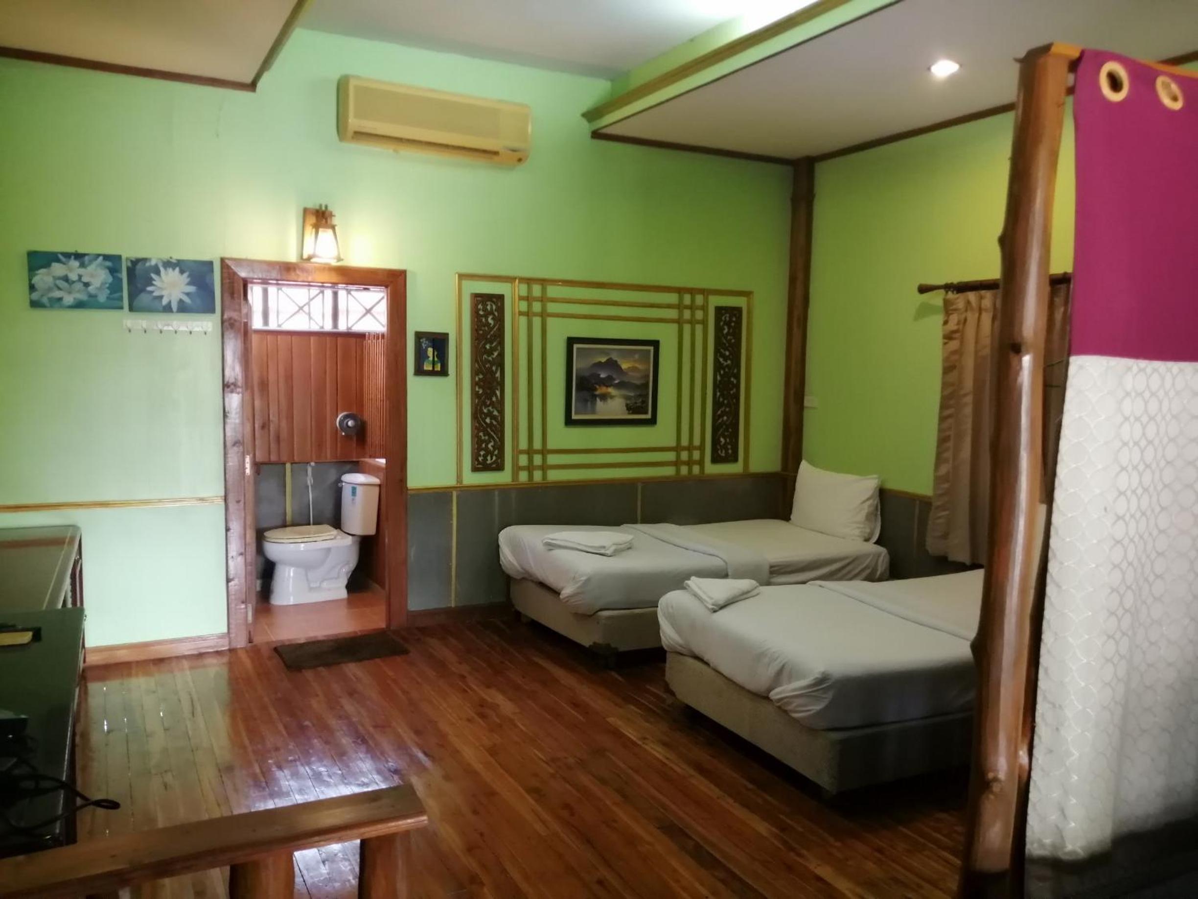 Superior Twin Room - Photo 4