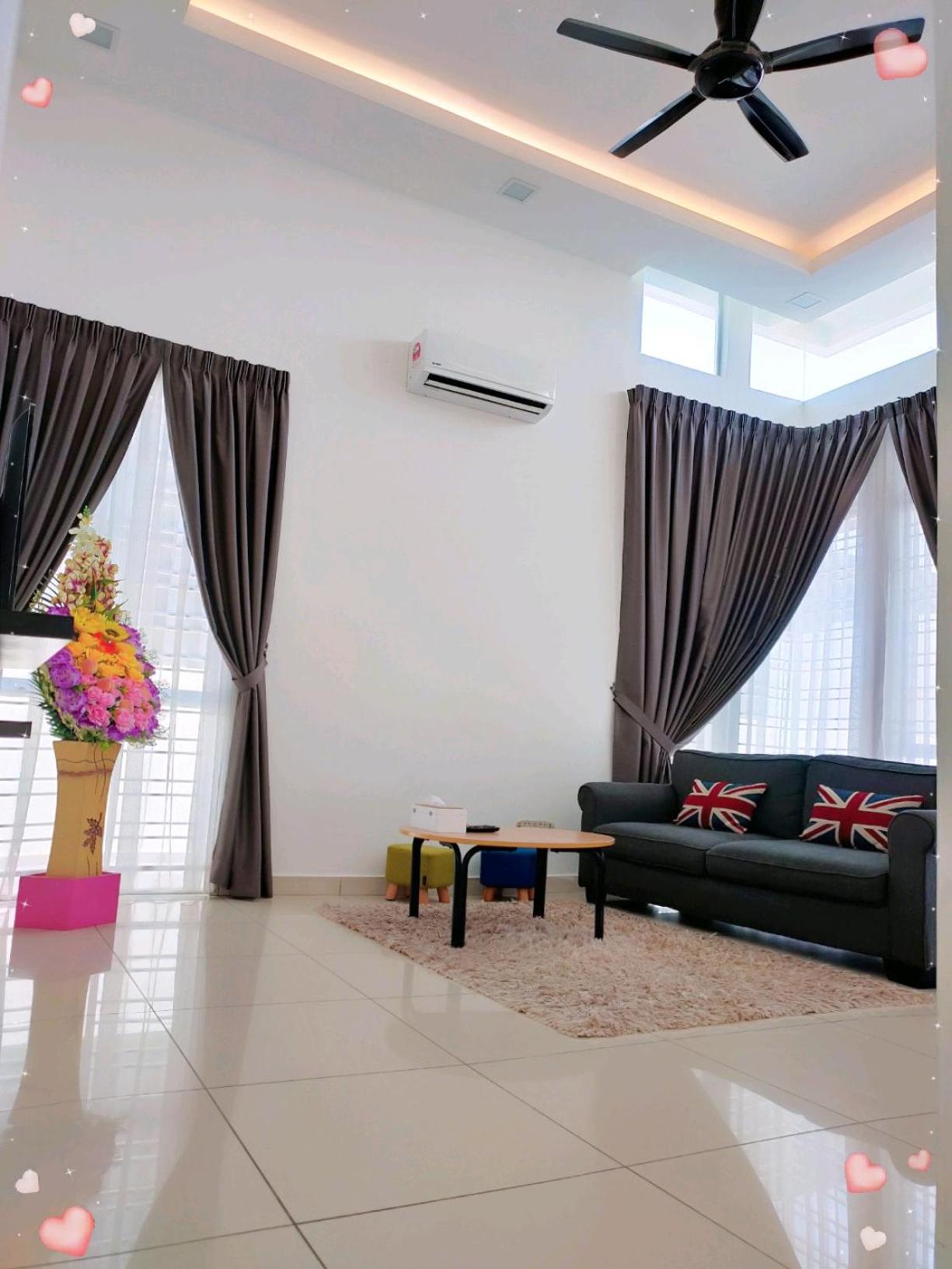 Three-Bedroom Villa photo 1