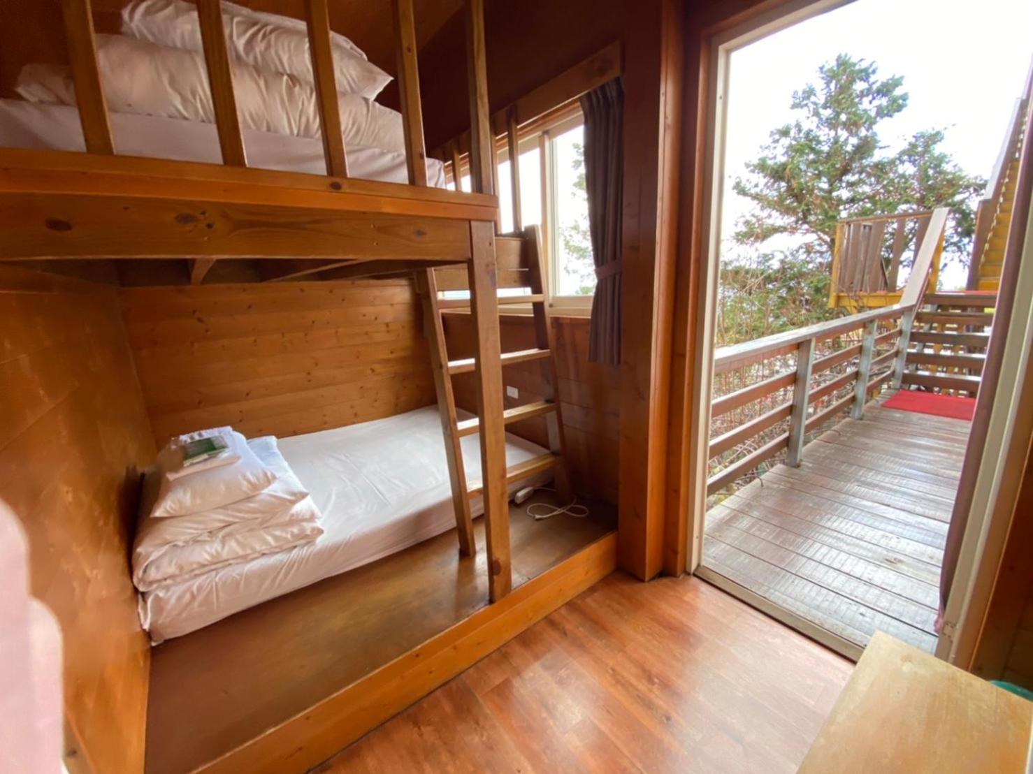 Mixed Dormitory Room photo 1