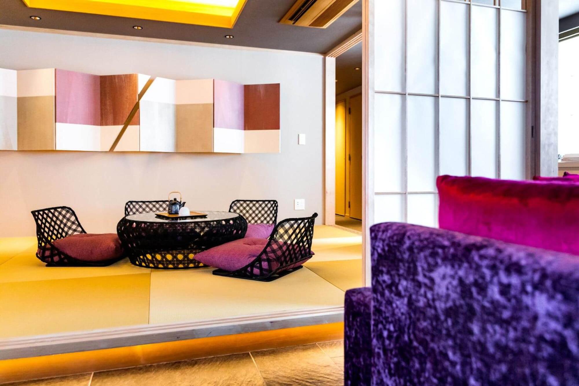 Deluxe King Suite