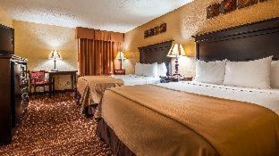 King Room with Bath Tub - Disability Access/Non-Smoking  - Photo 9