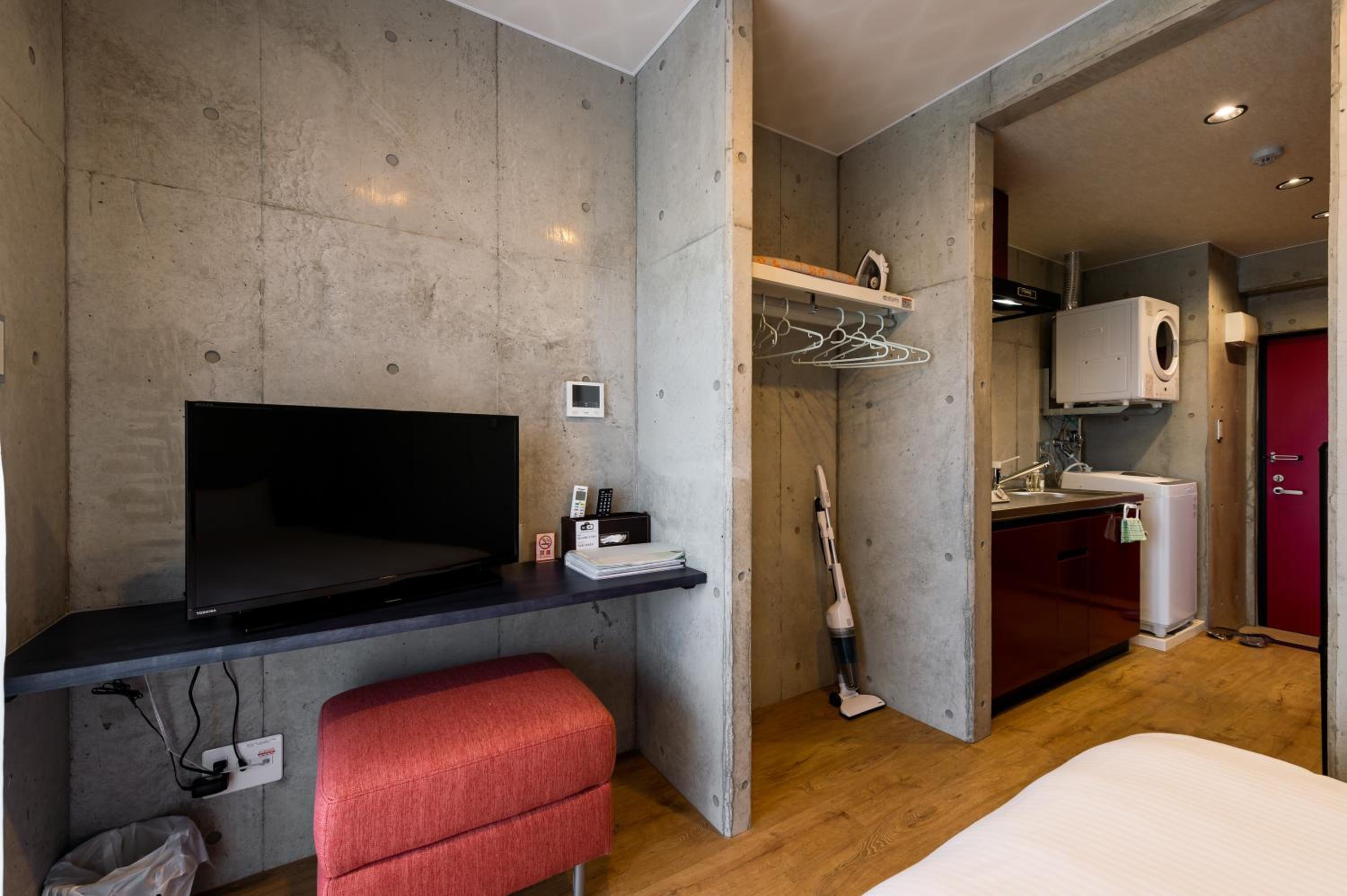 Standard Double Room - Photo 17