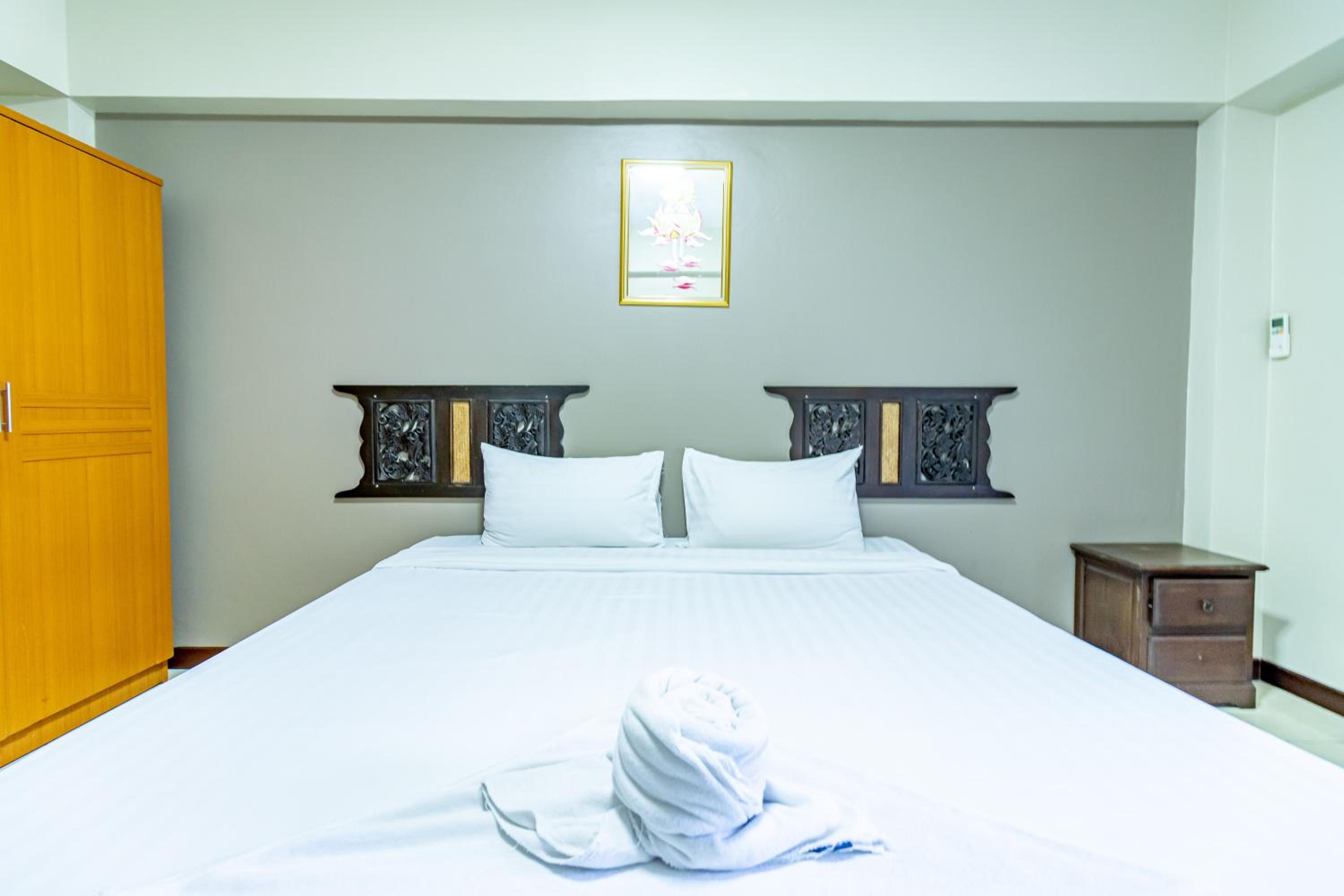 Superior Double or Twin Room - Photo 10