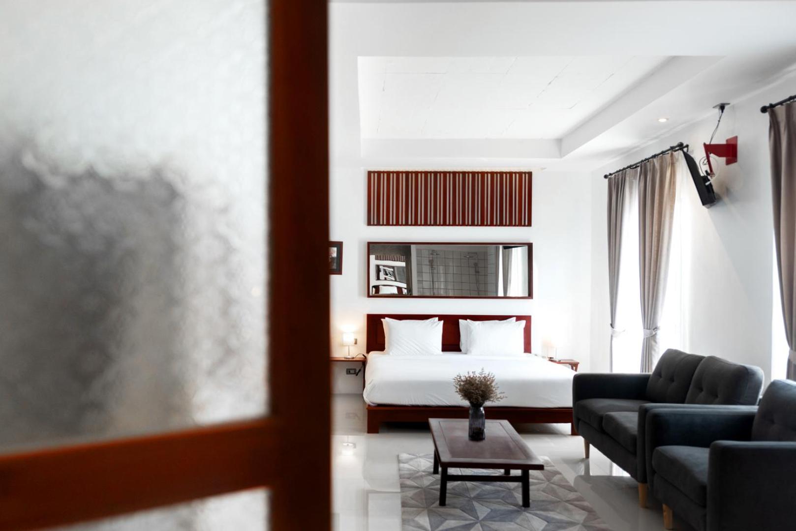 S-2 King Room photo 1